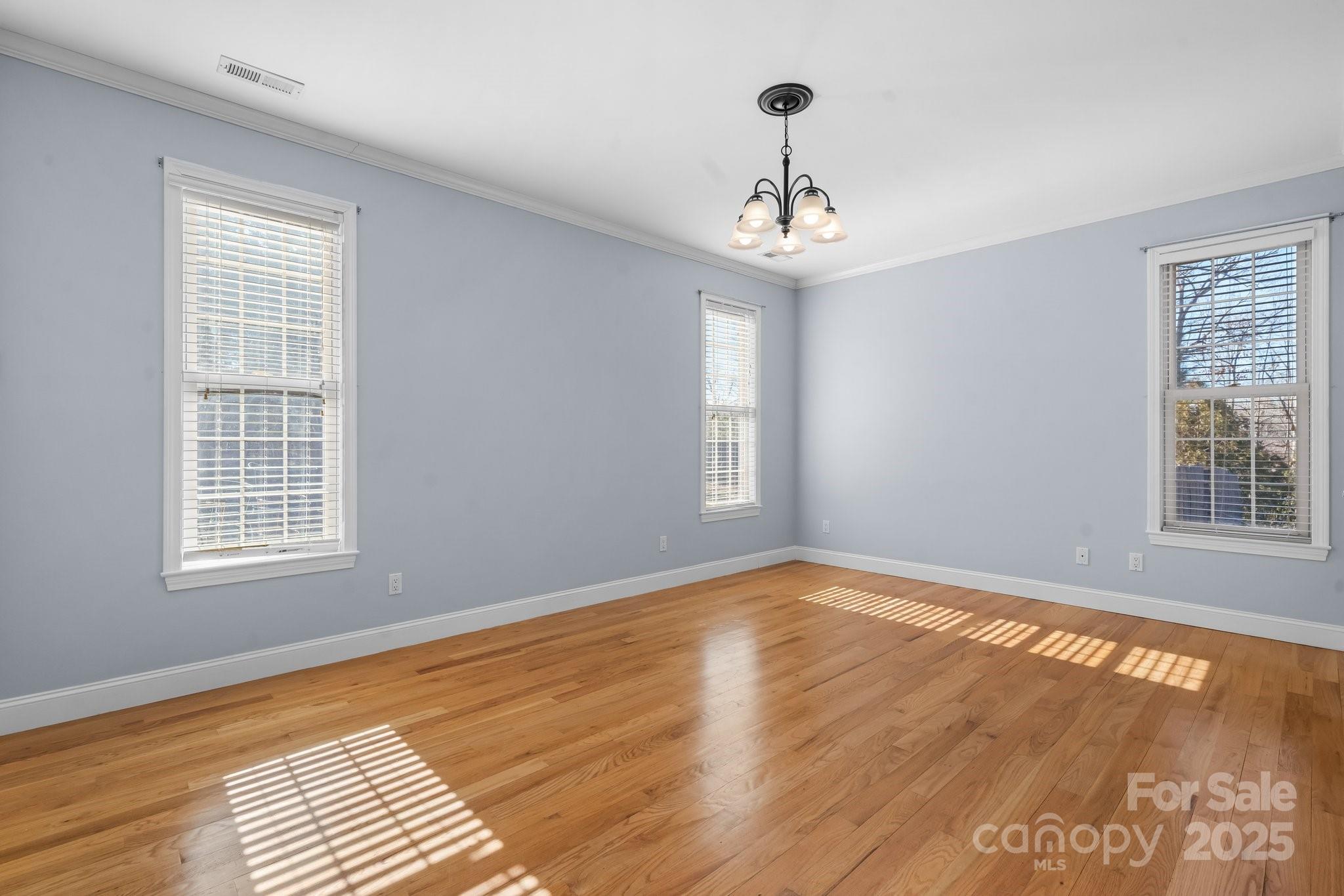 3023 Woodstream Drive Property Photo 24