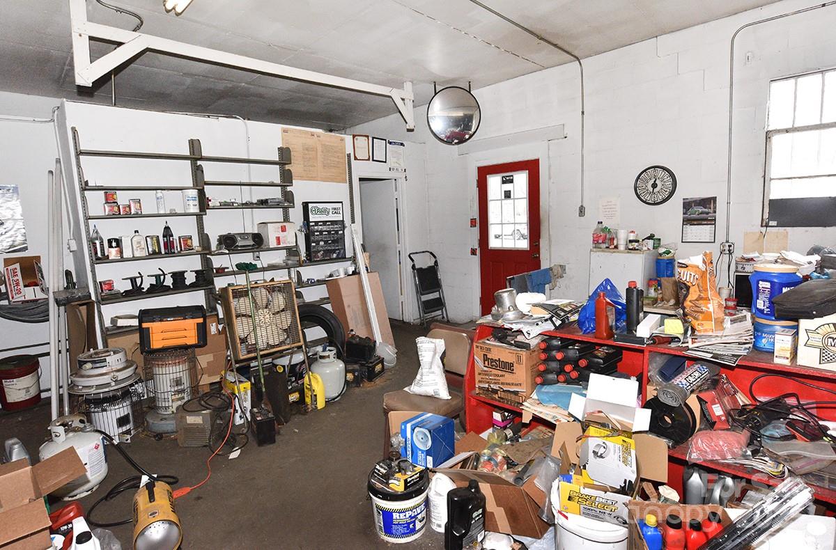1303 S Salisbury Avenue Property Photo 34