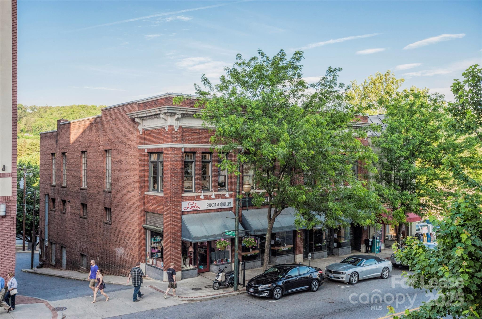 60 Biltmore Avenue Property Photo 1