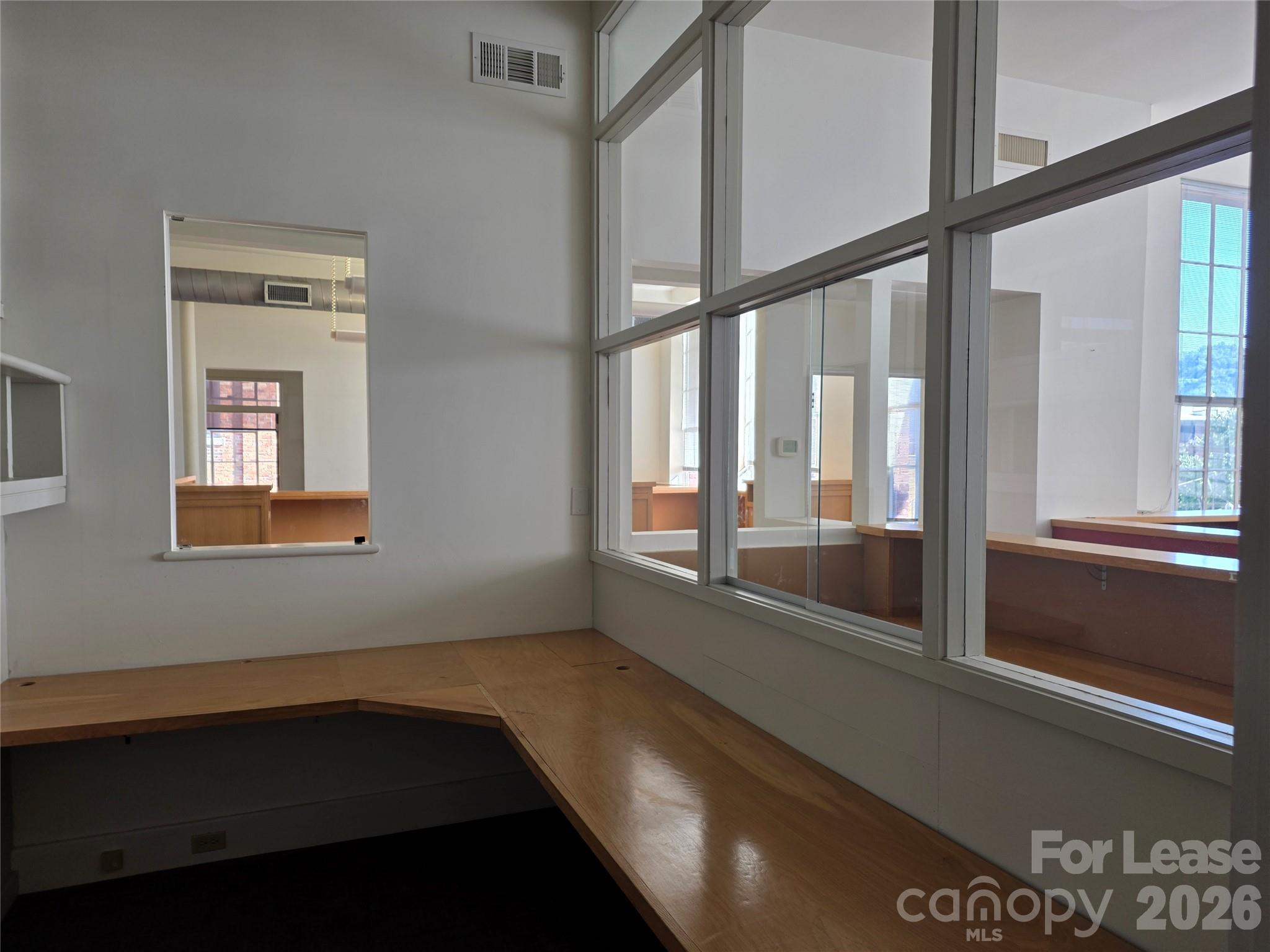 60 Biltmore Avenue Property Photo 26