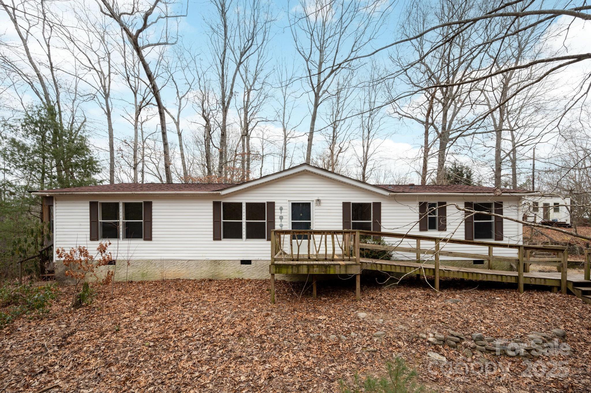 242 Breezy Mountain Lane Property Photo