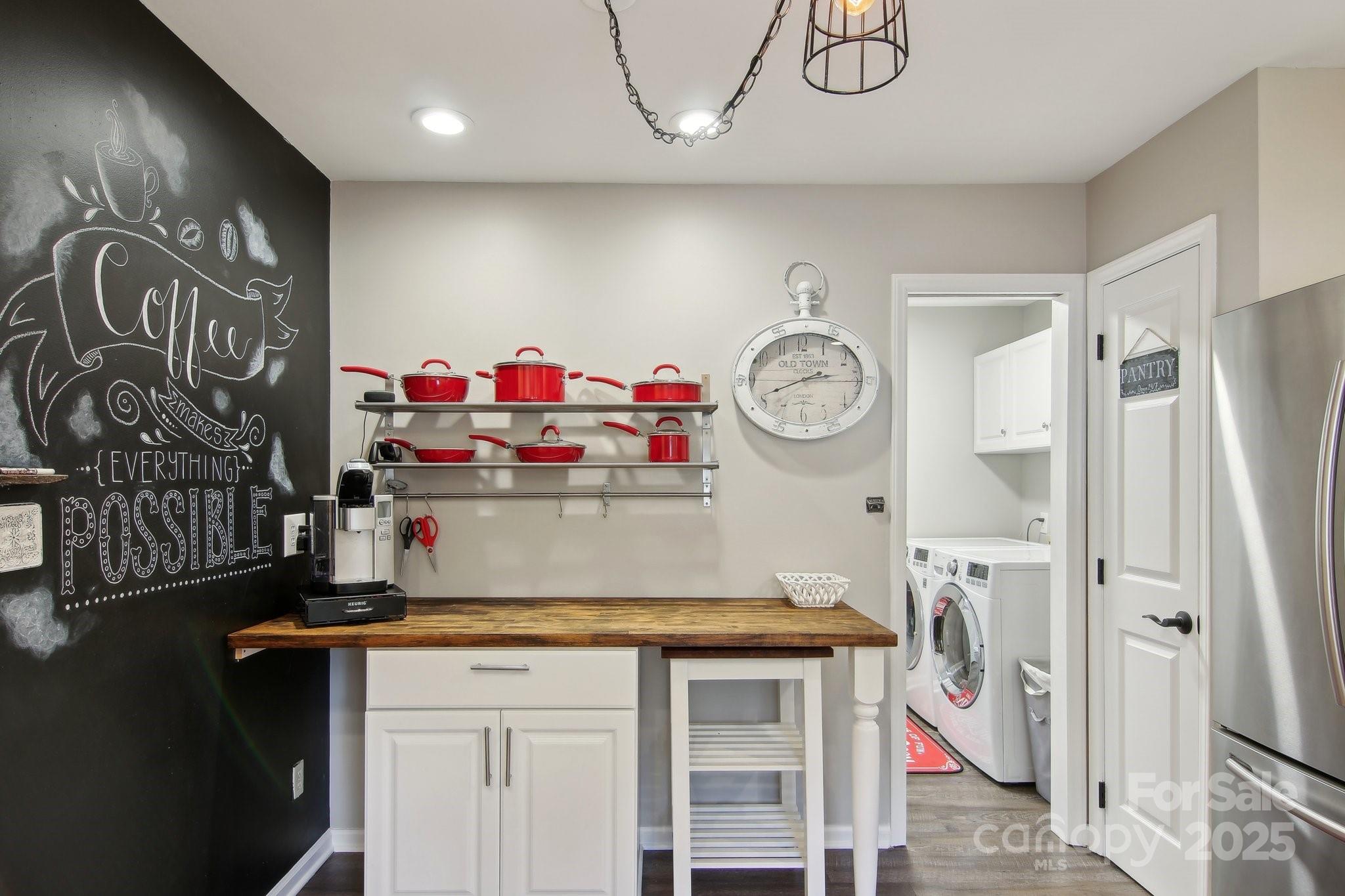 6 S Calico Lane Property Photo 18