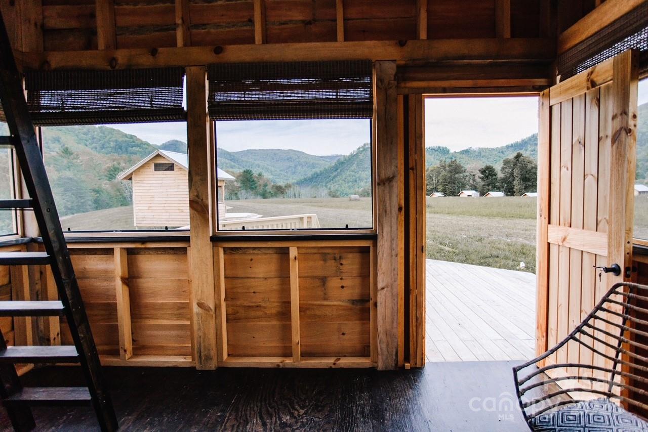 1295 Paint Rock Road Property Photo 13