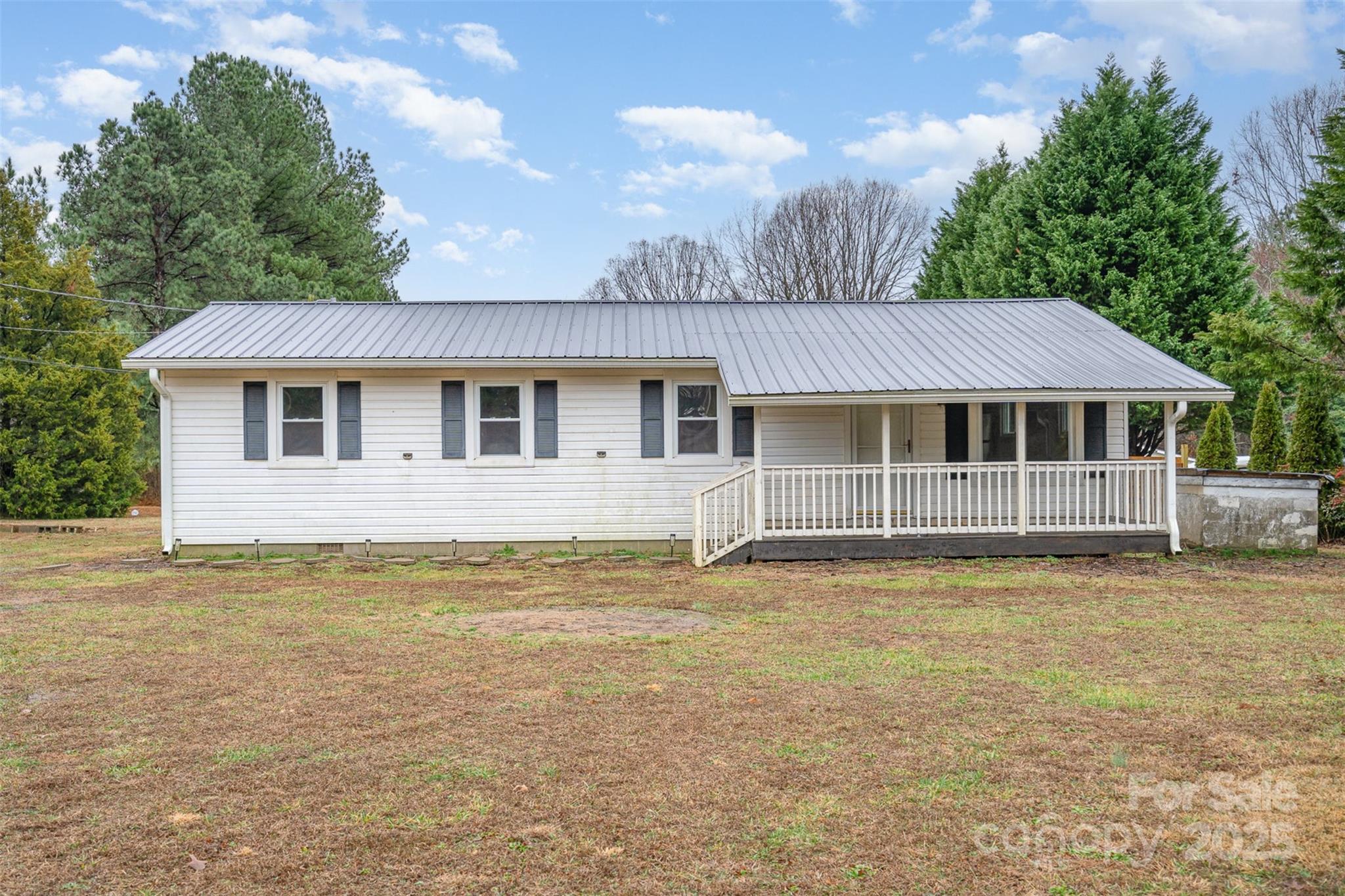 1876 Rollins Drive Property Photo