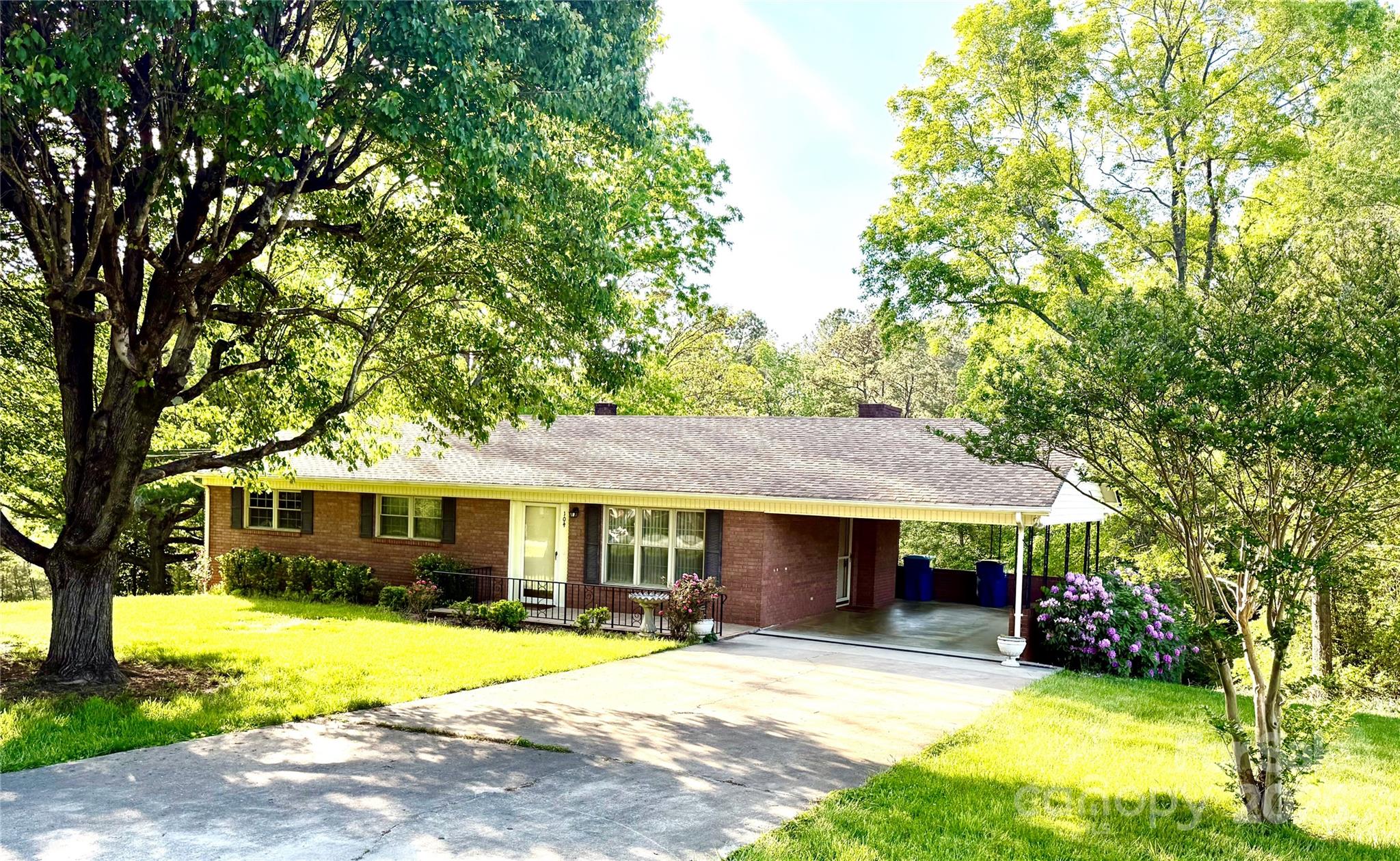 104 Tron Park Avenue Property Photo 1