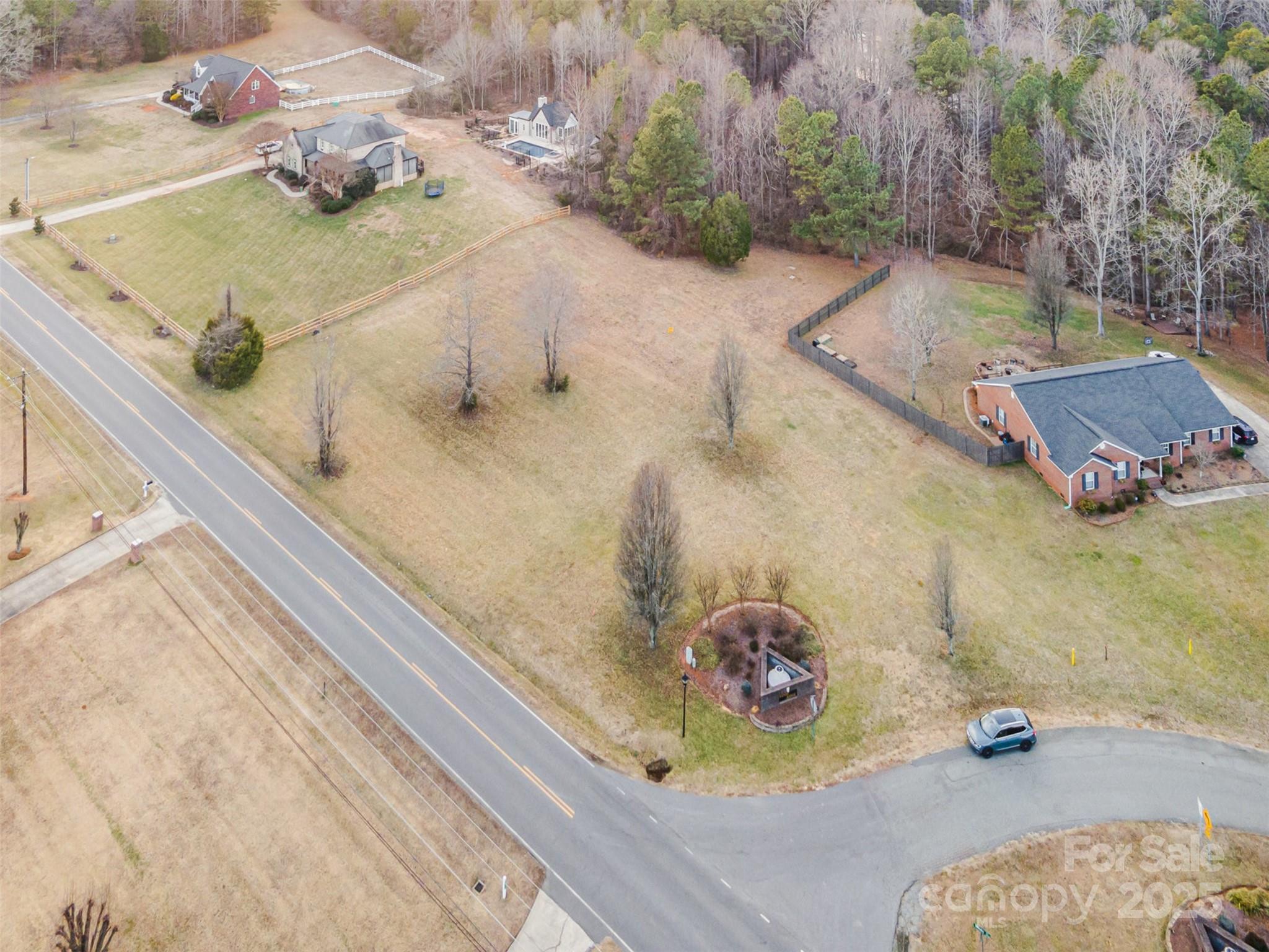 3701 Windy Road Property Photo 33