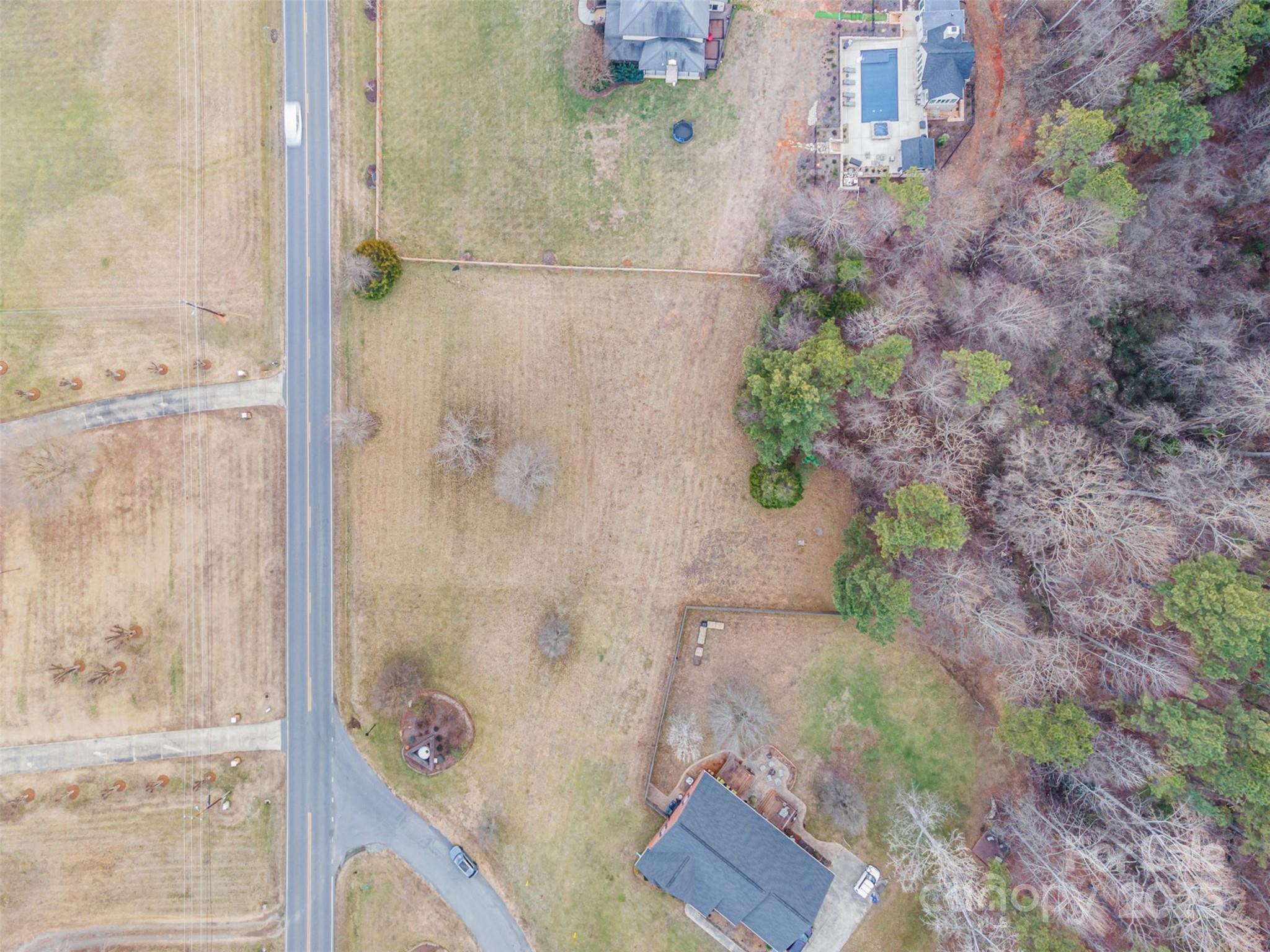 3701 Windy Road Property Photo 36
