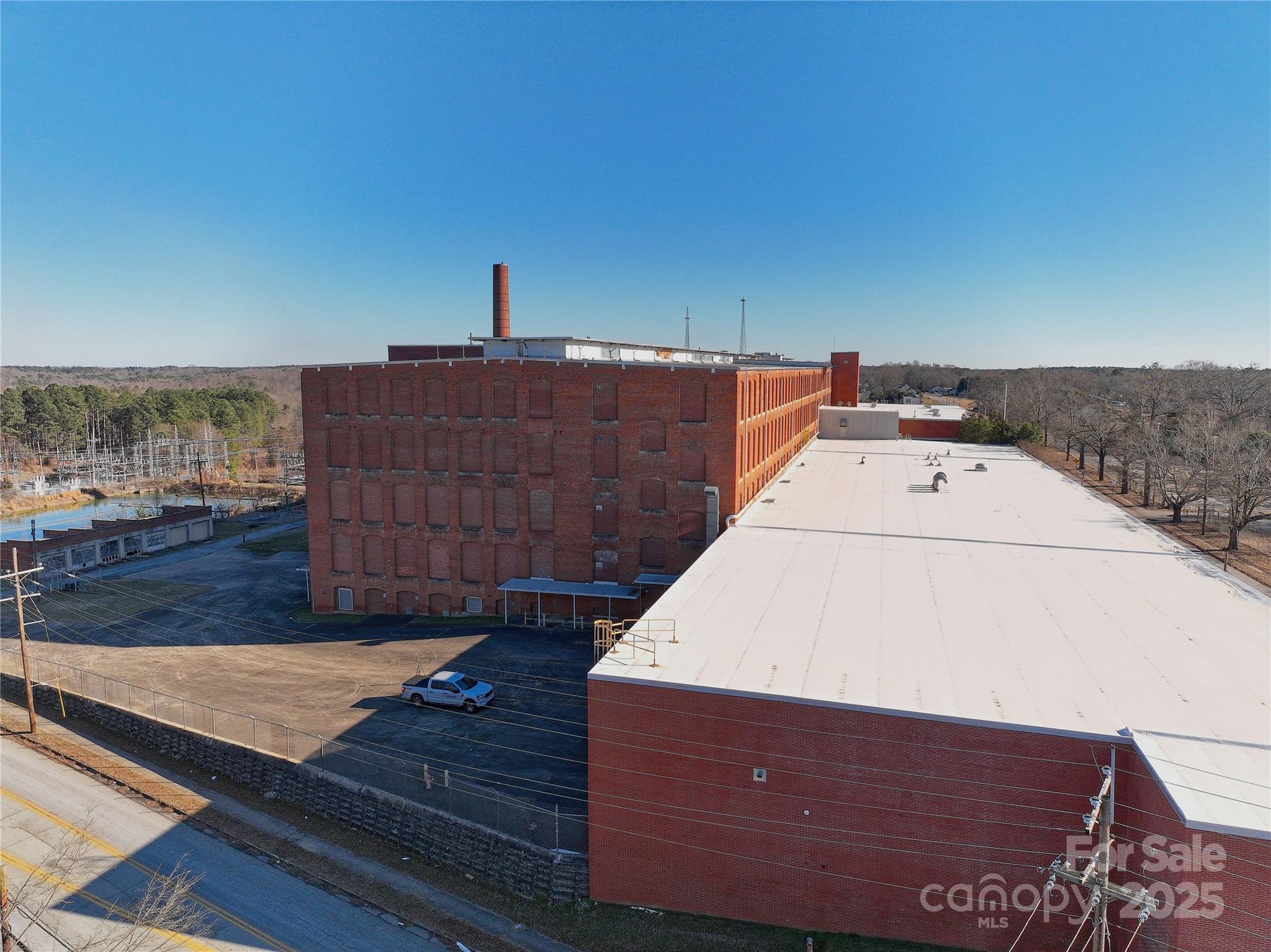 129 Monarch Highway Property Photo 22