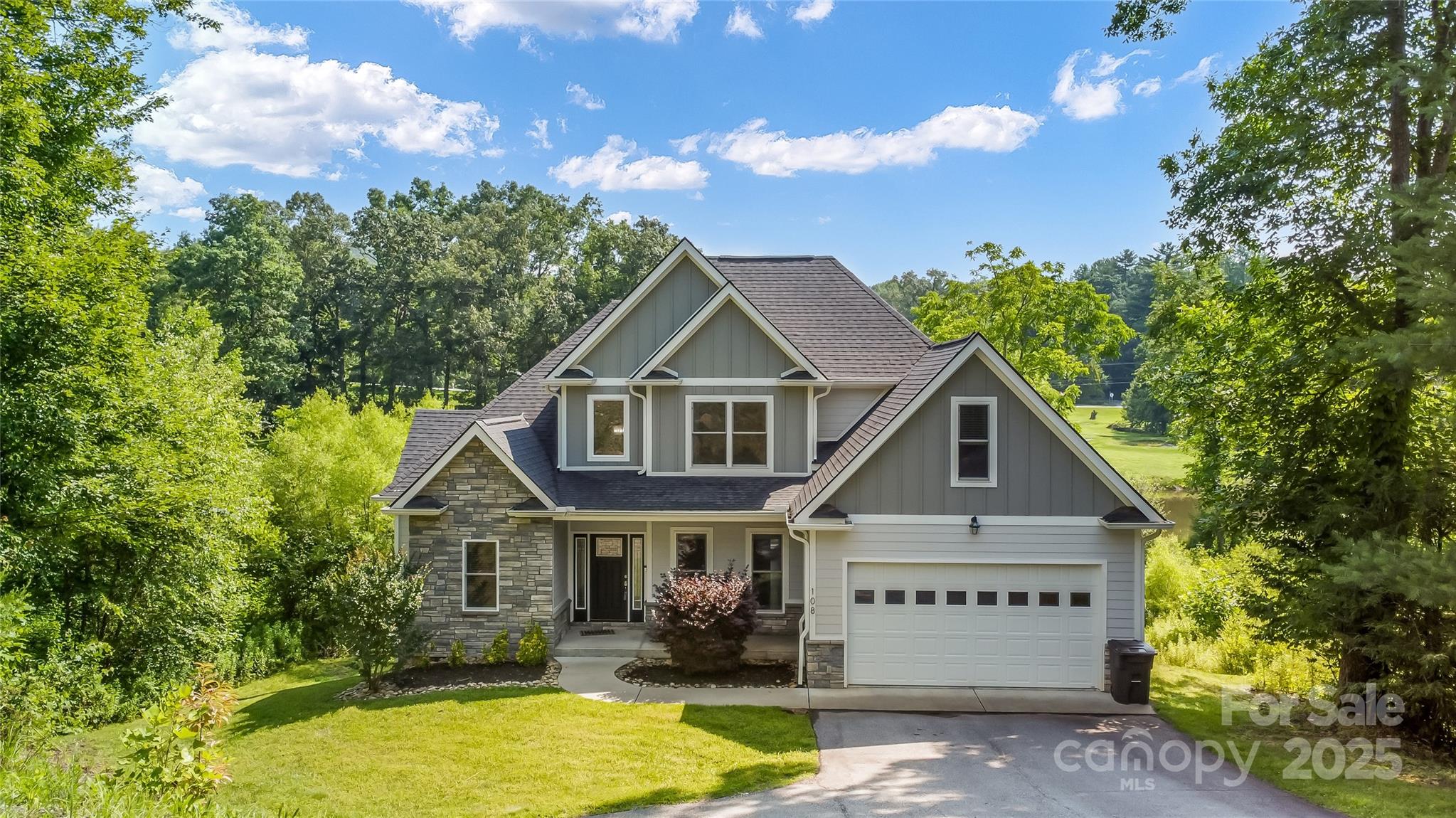 108 N Course Drive Property Photo 1