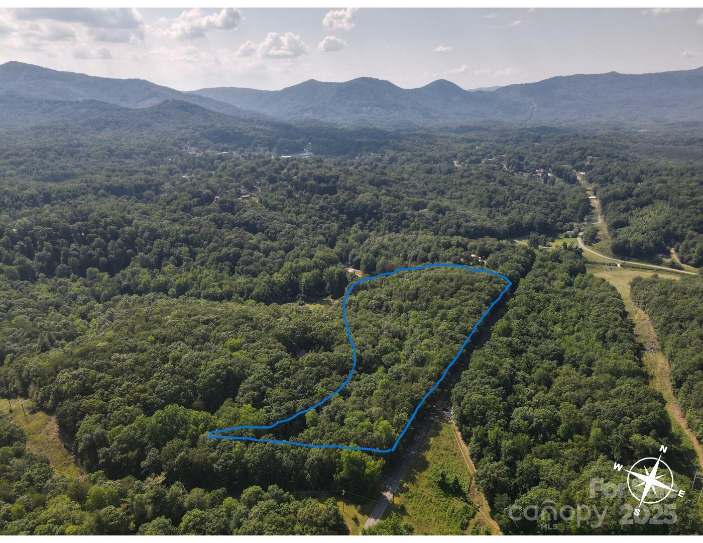 1434 New Market Road Property Photo