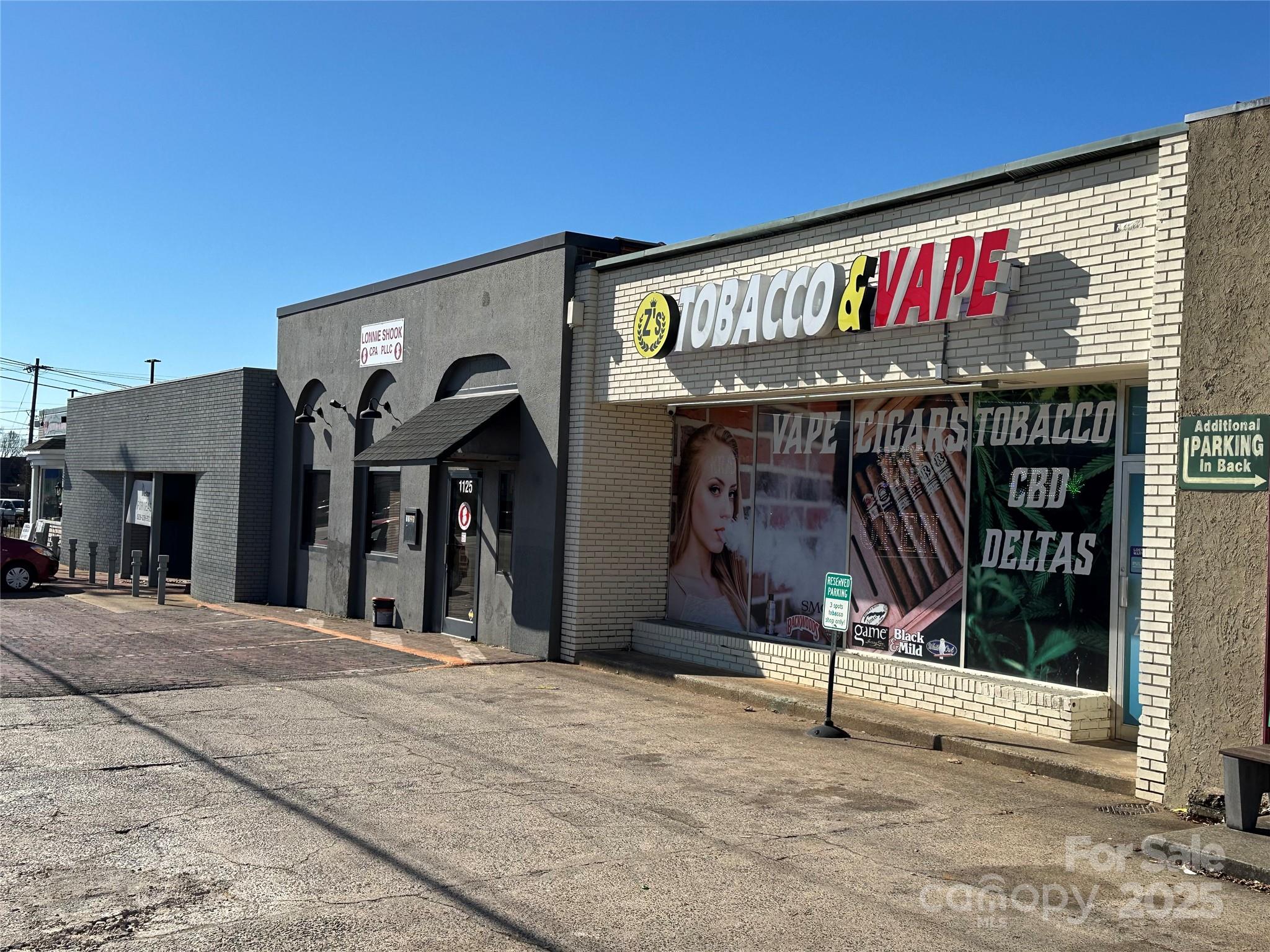 1117-1127 2nd Street Property Photo 1