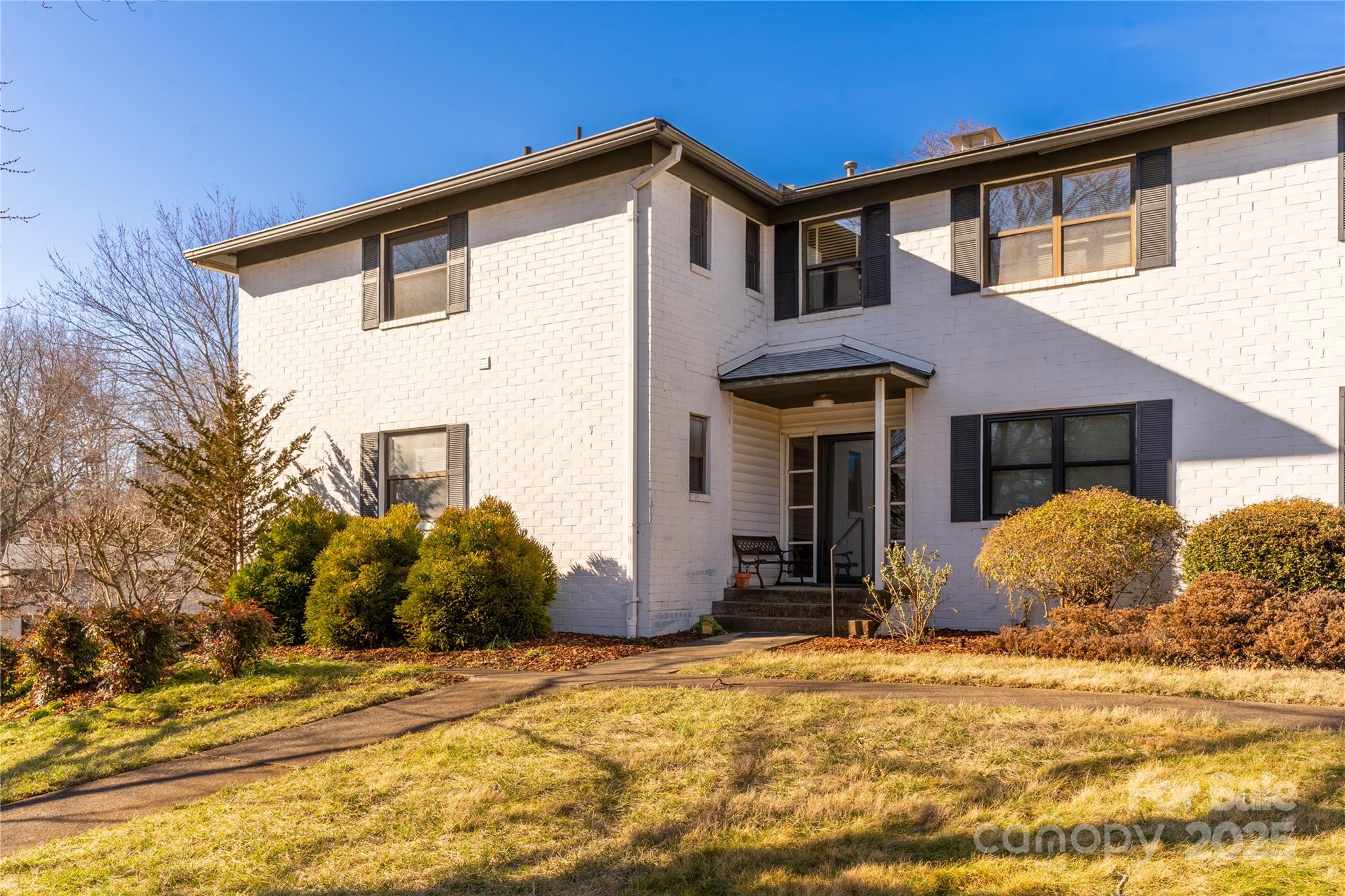 615 Biltmore Avenue T7 Property Photo