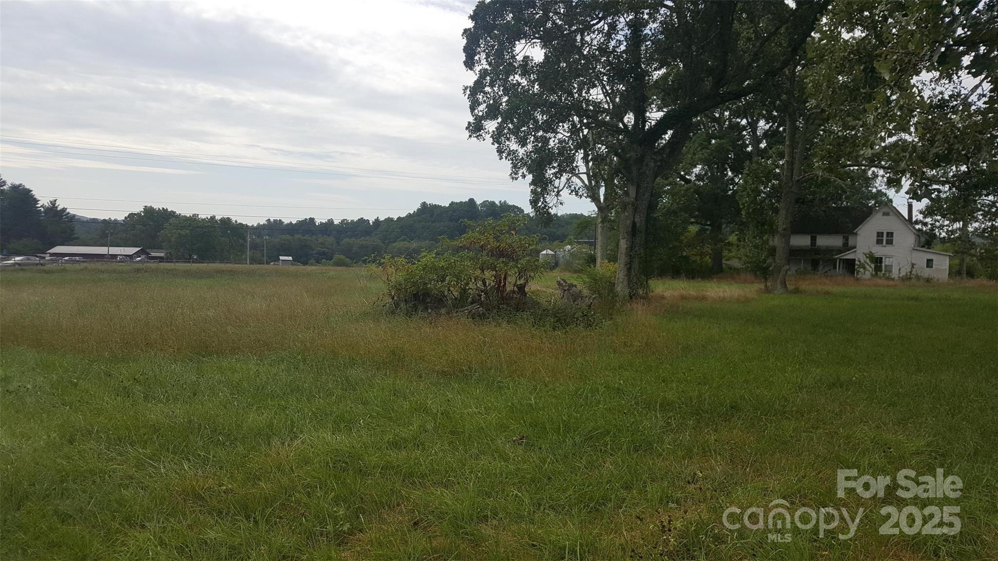 80 School House Road Property Photo 3