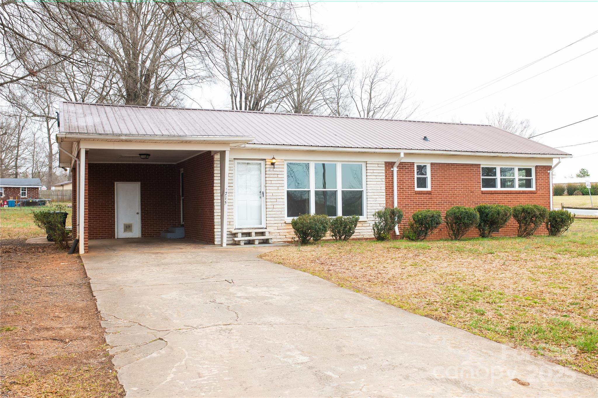 1715 Emmanuel Church Road Property Photo