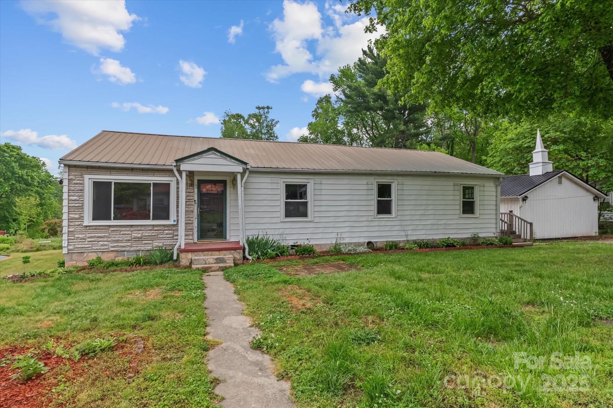 Davidson County Real Estate Listings Main Image