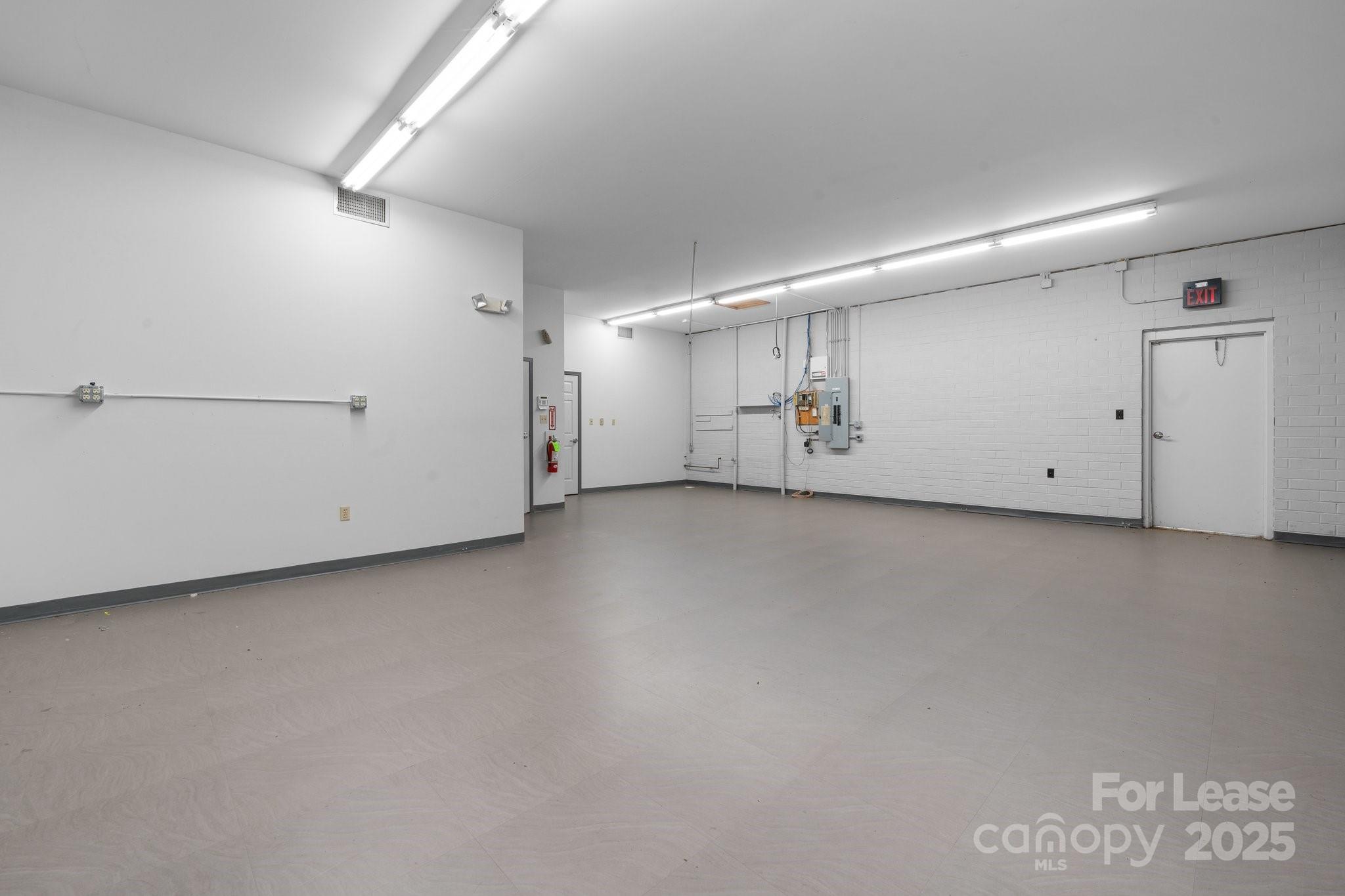 615 Main Avenue Property Photo 22