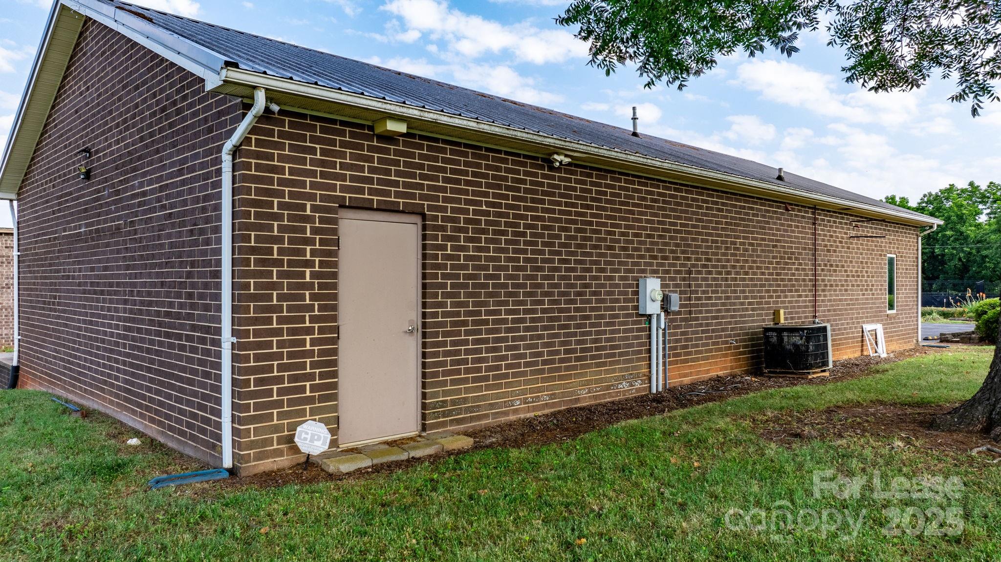 615 Main Avenue Property Photo 40