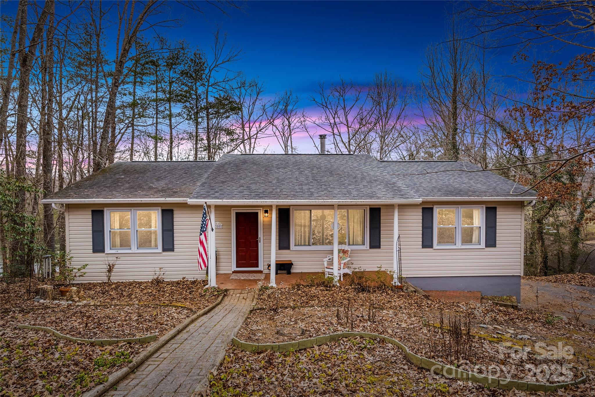 300 Scarlet Oaks Drive Property Photo