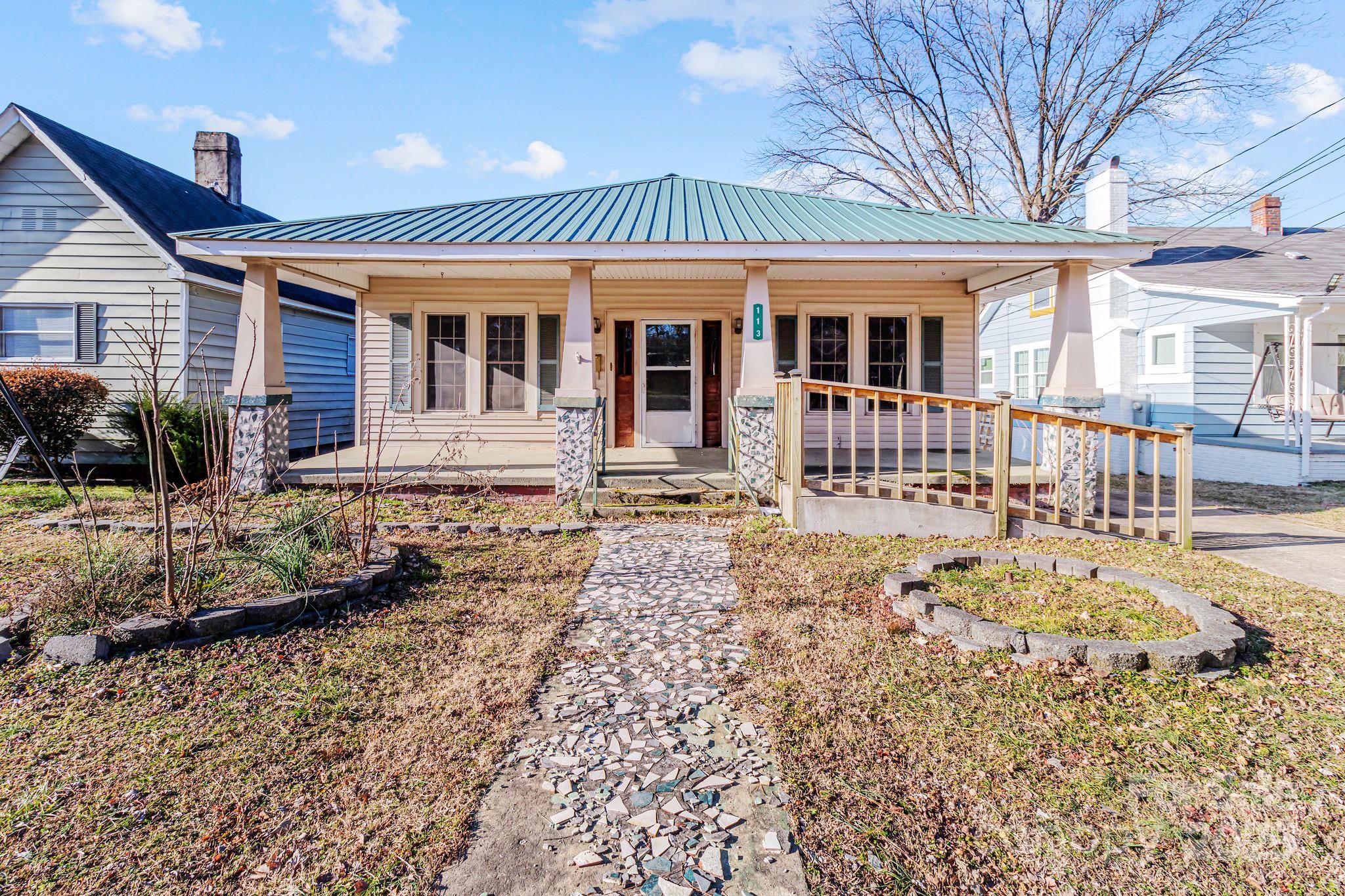 113 7th Street Property Photo