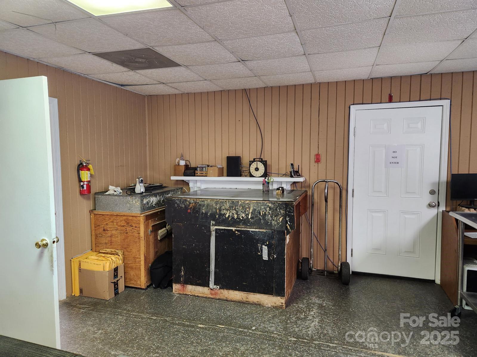 182 Saluda Street Property Photo 23