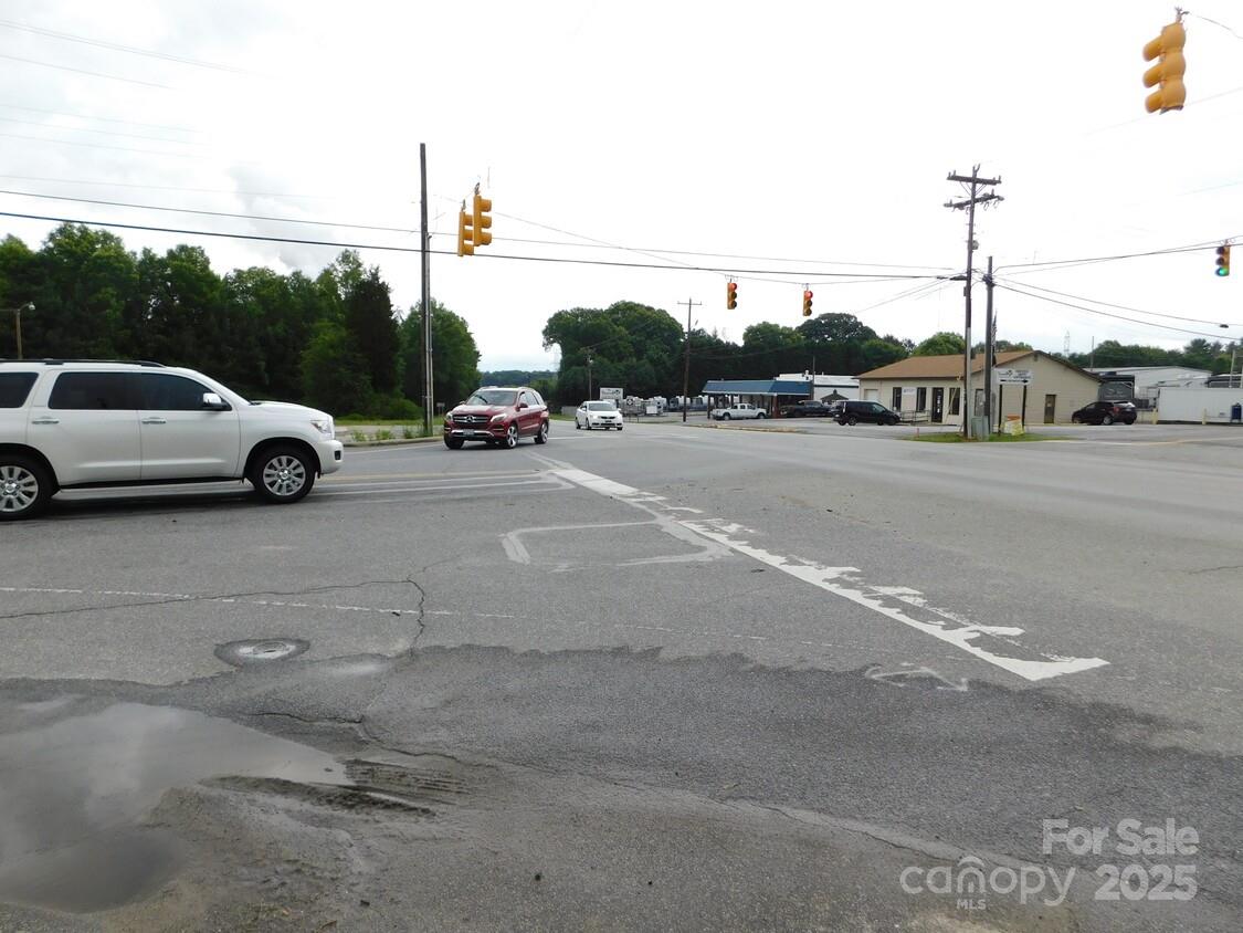 7970 Nc Highway 150 Highway Property Photo 3