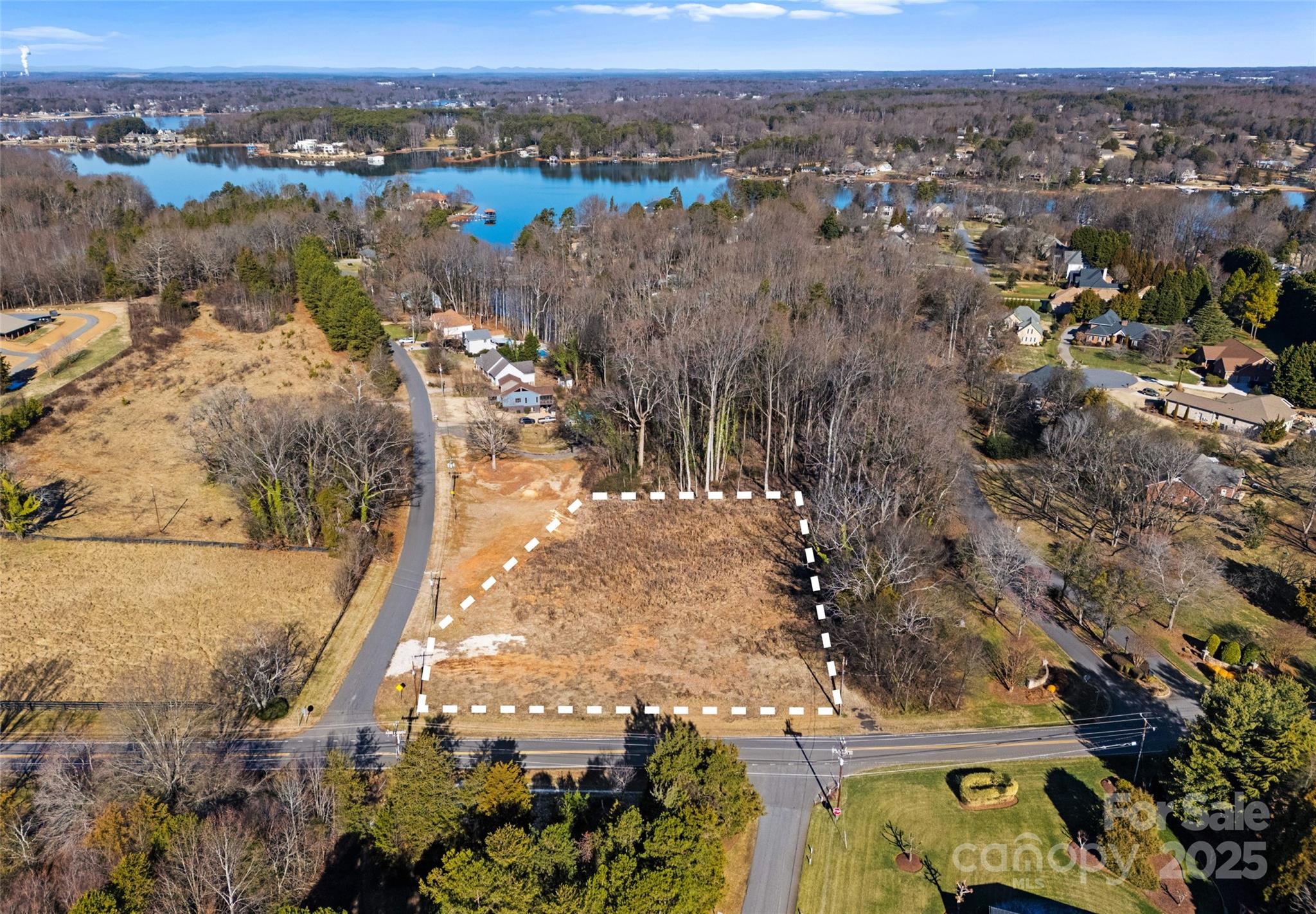522 Langtree Road Property Photo