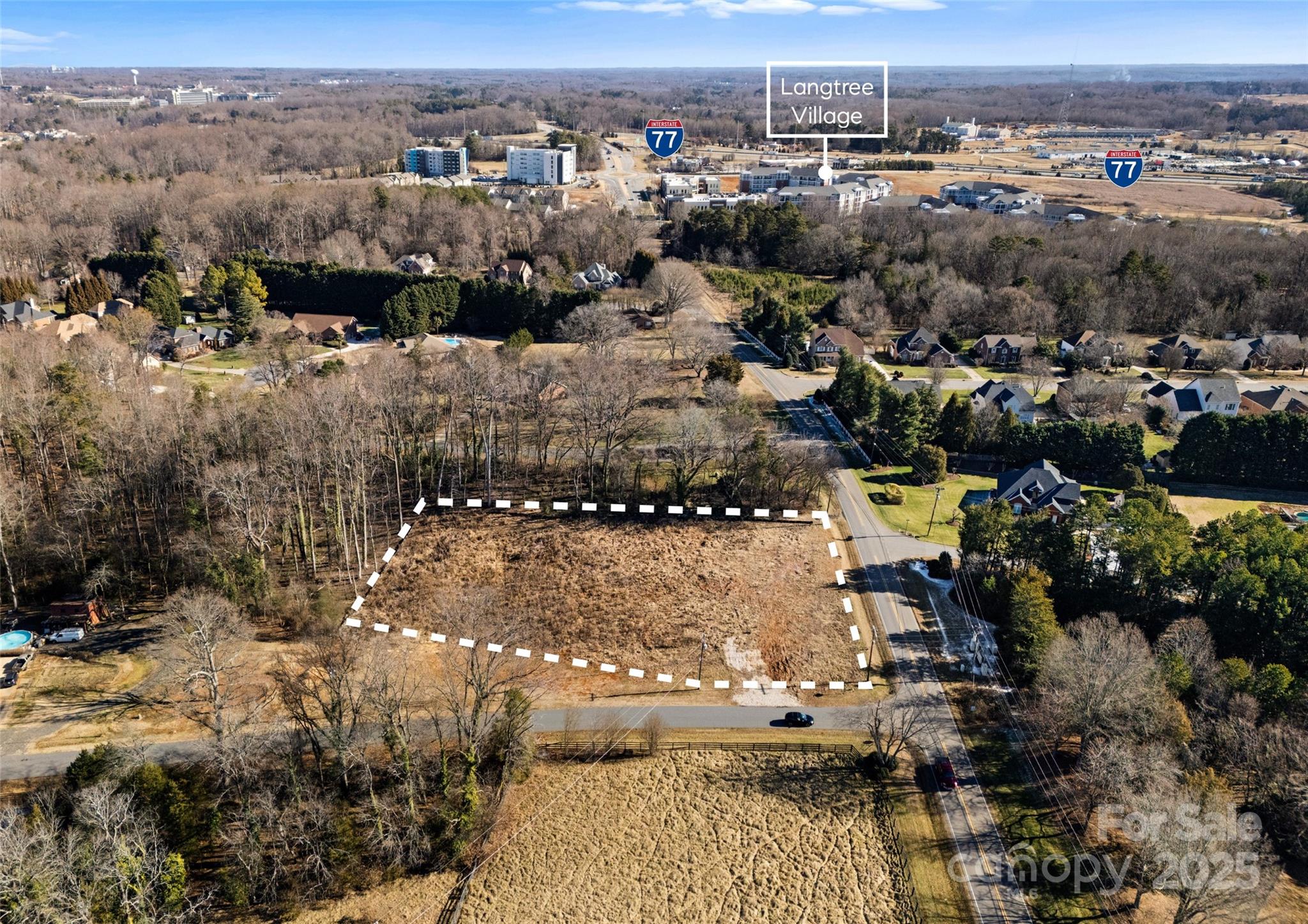 522 Langtree Road Property Photo 3