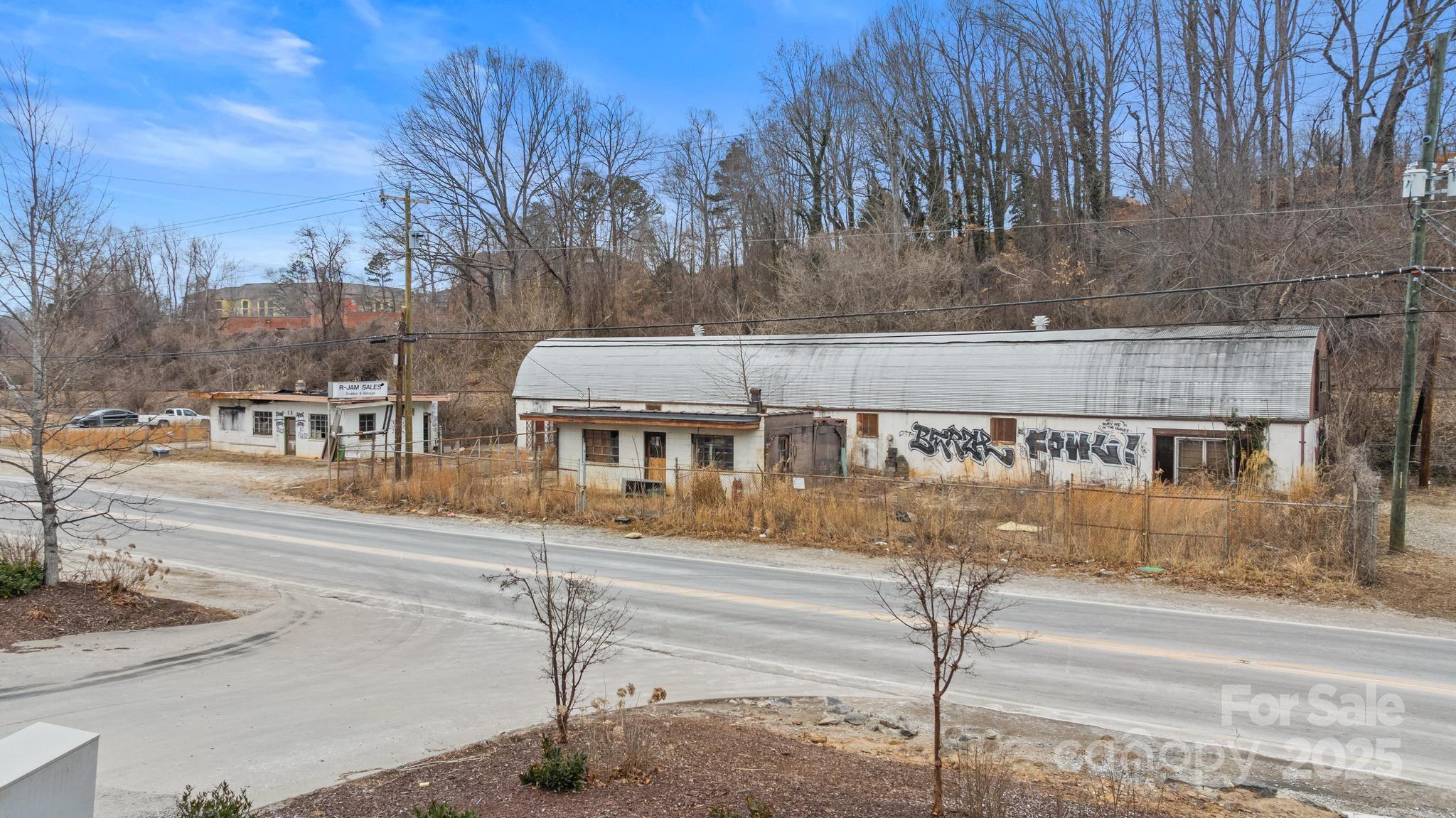 58 Sweeten Creek Road Property Photo 3