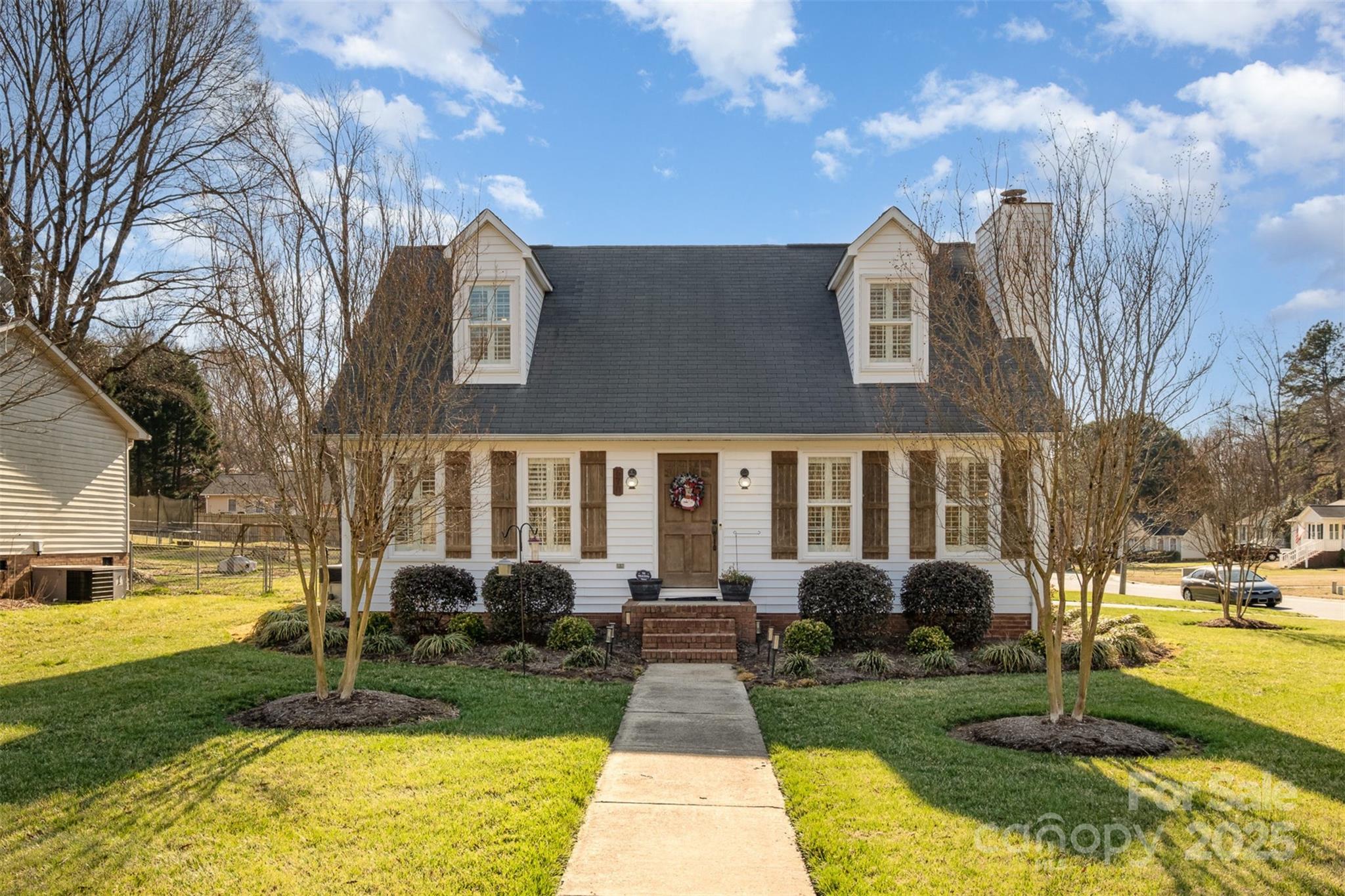 670 Sylvan Street Property Photo