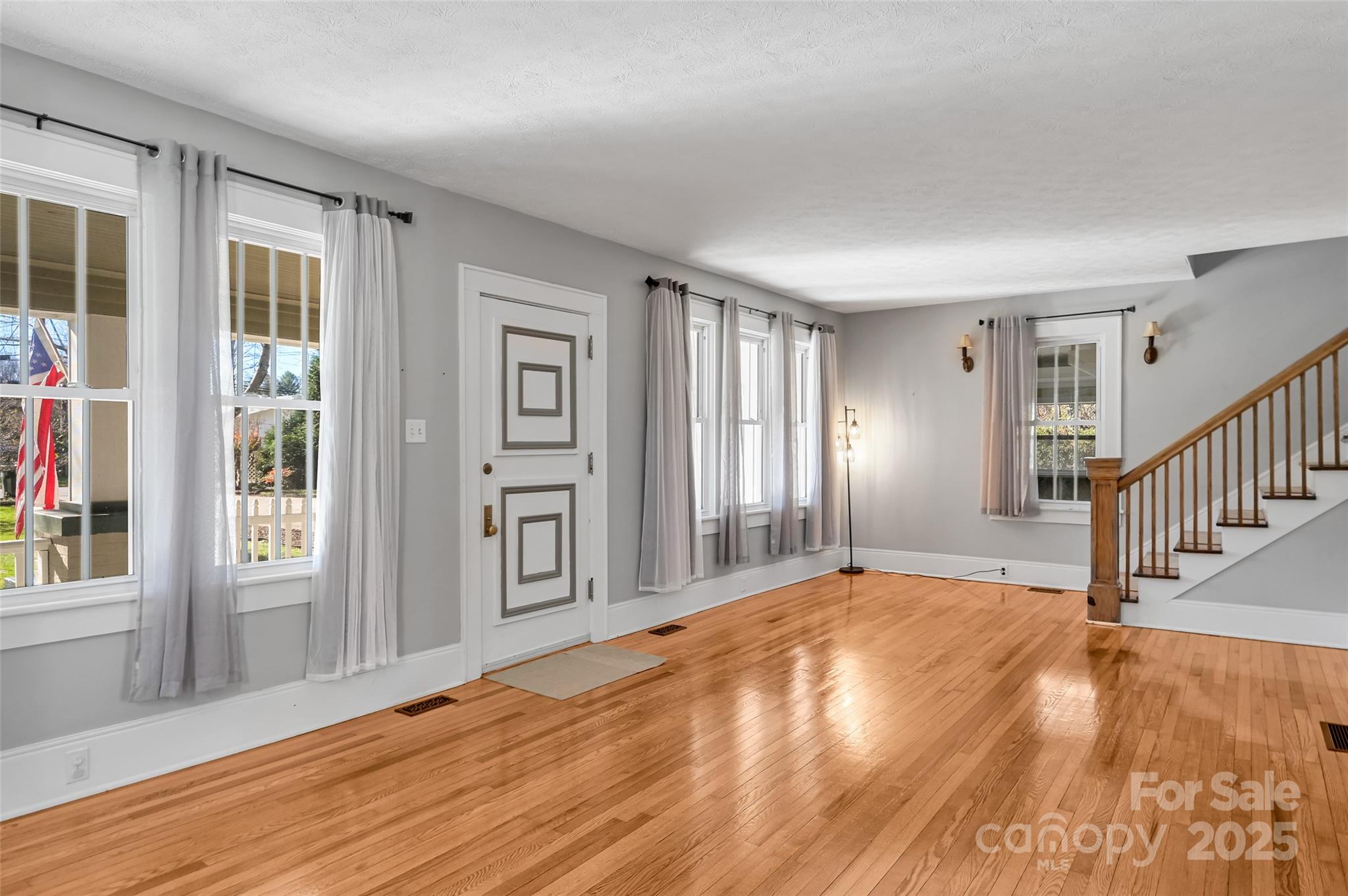 66 And 68 Lamplighter Lane Property Photo 23