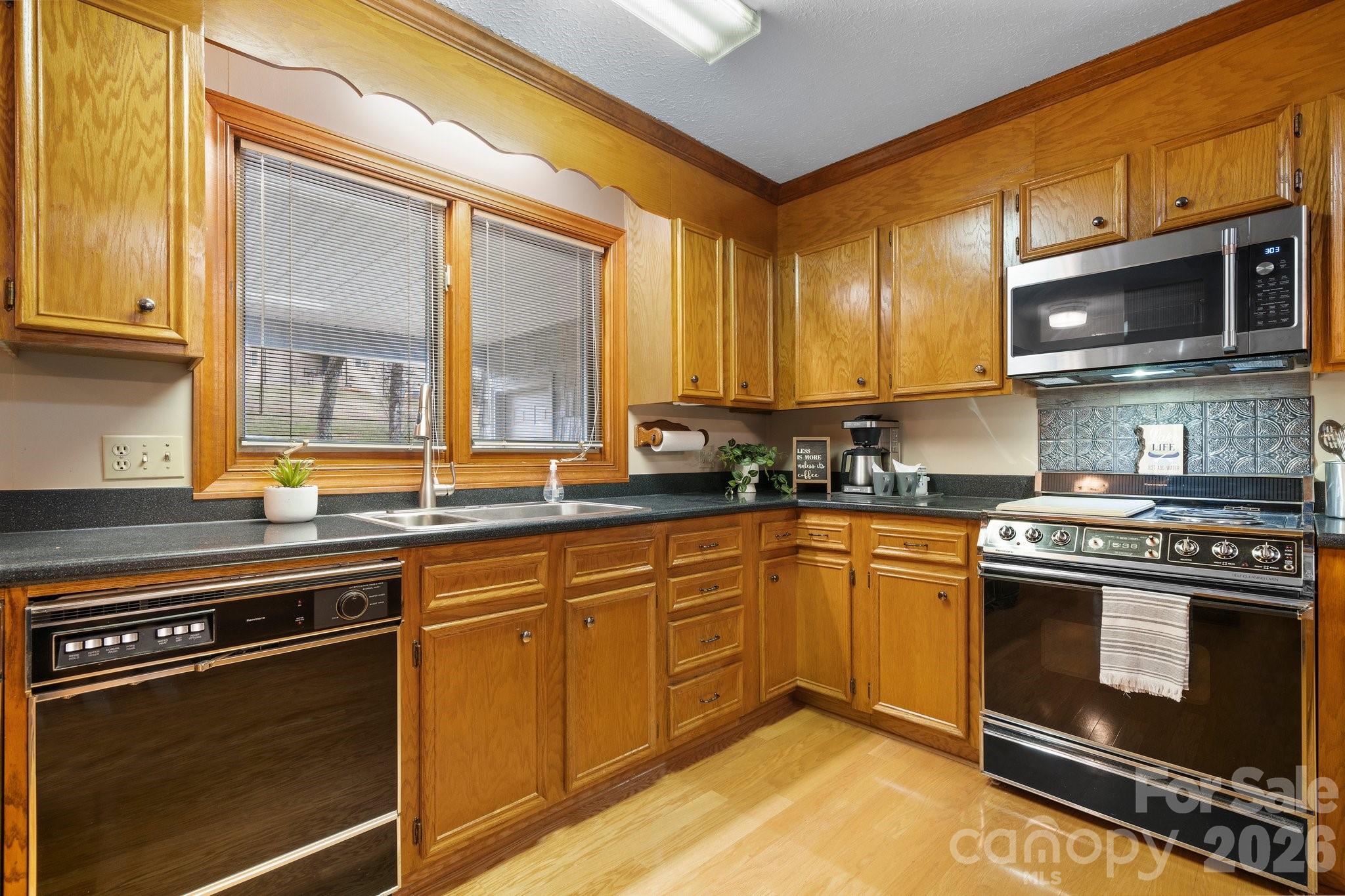3910 6th Street Property Photo 13