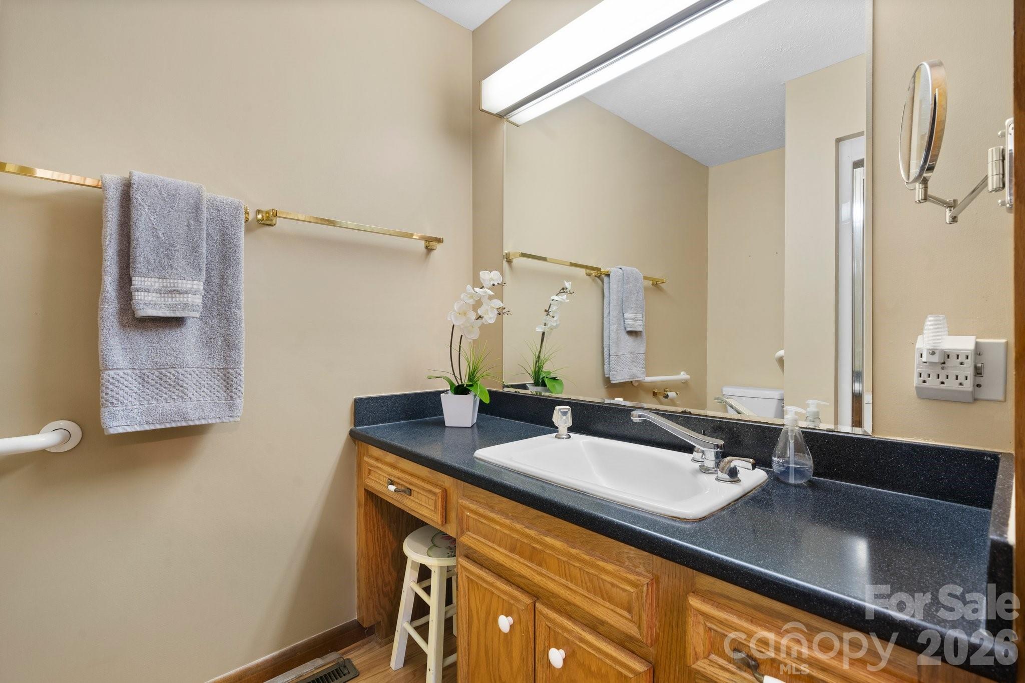 3910 6th Street Property Photo 22