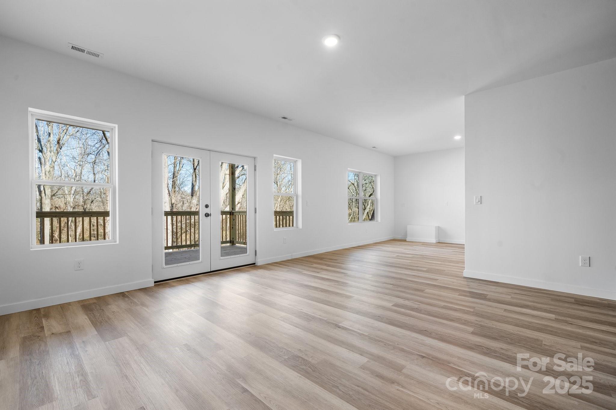113 Brentwood Drive Property Photo 25