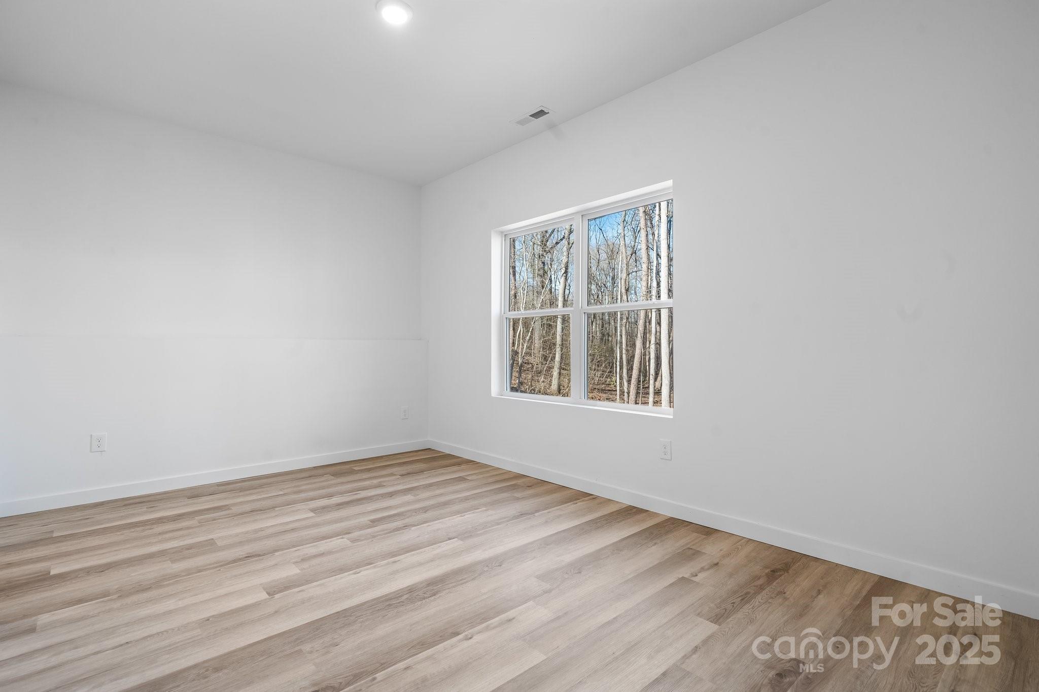 113 Brentwood Drive Property Photo 28