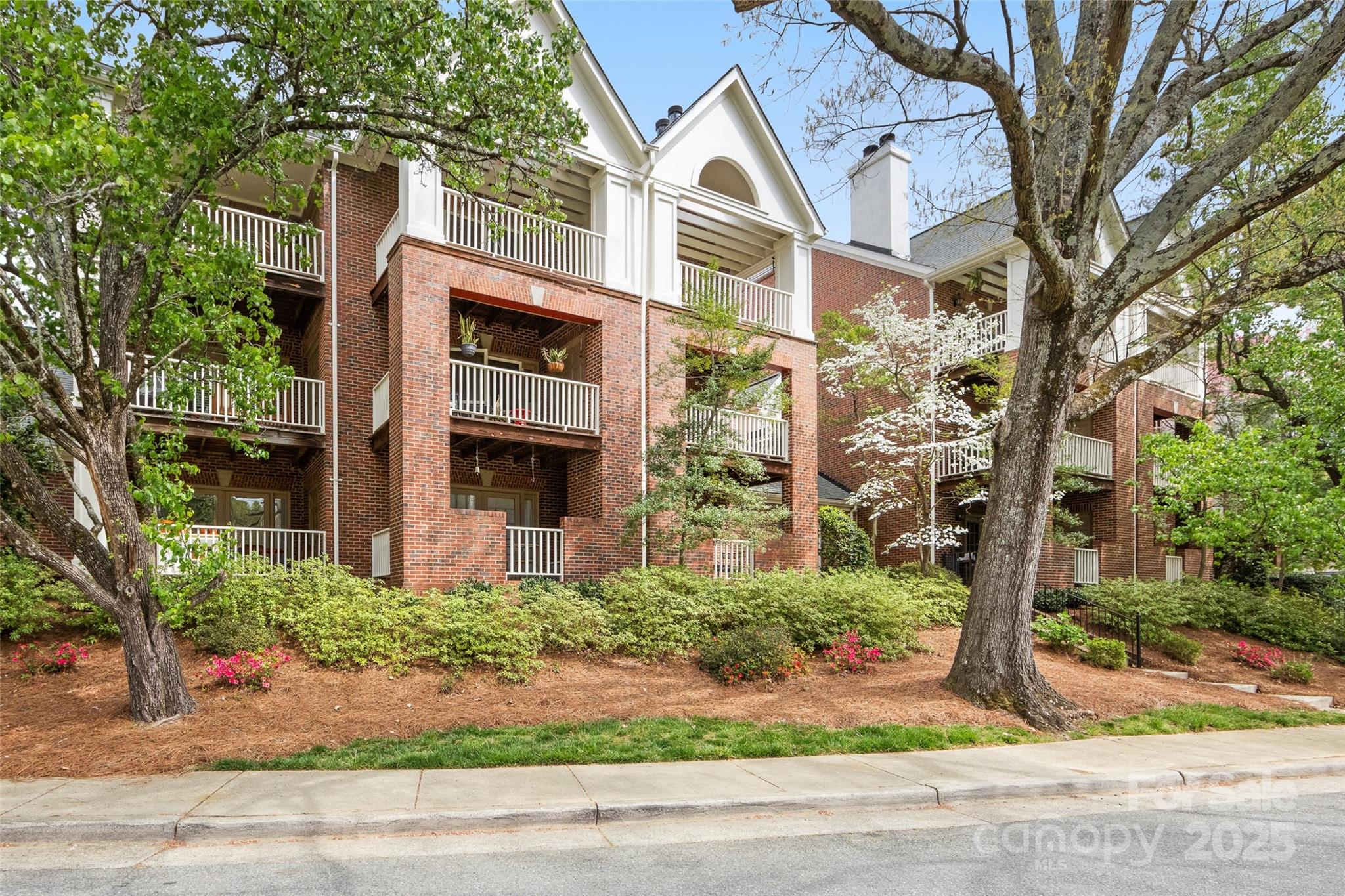 225 S Chase Street G Property Photo