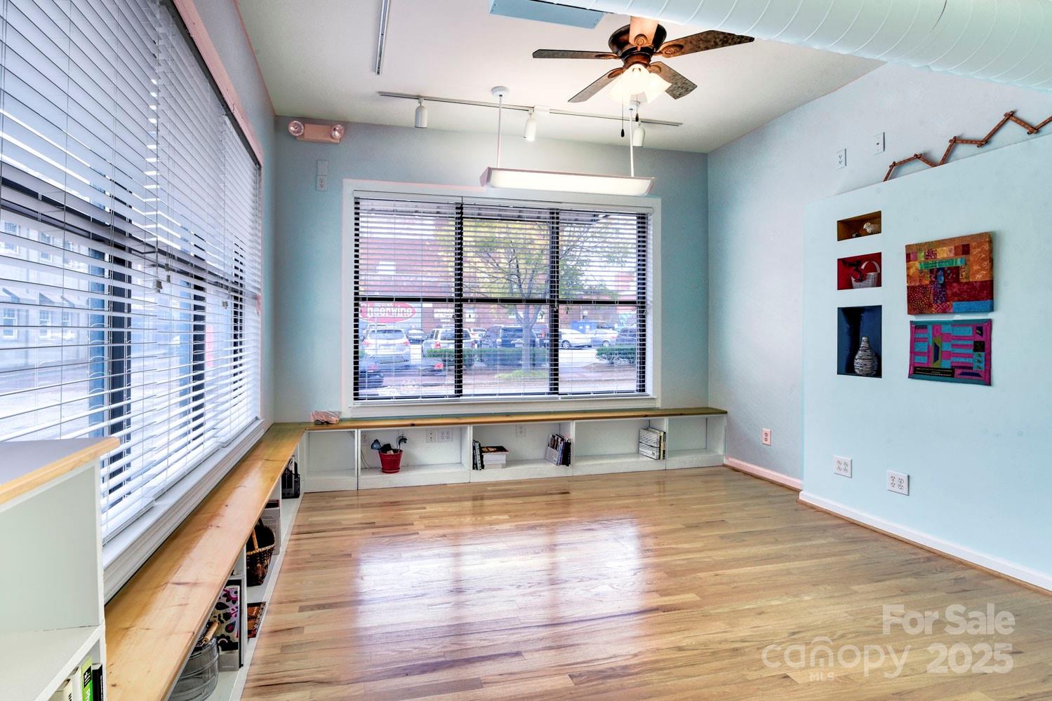 119 S Lee Street Property Photo 7