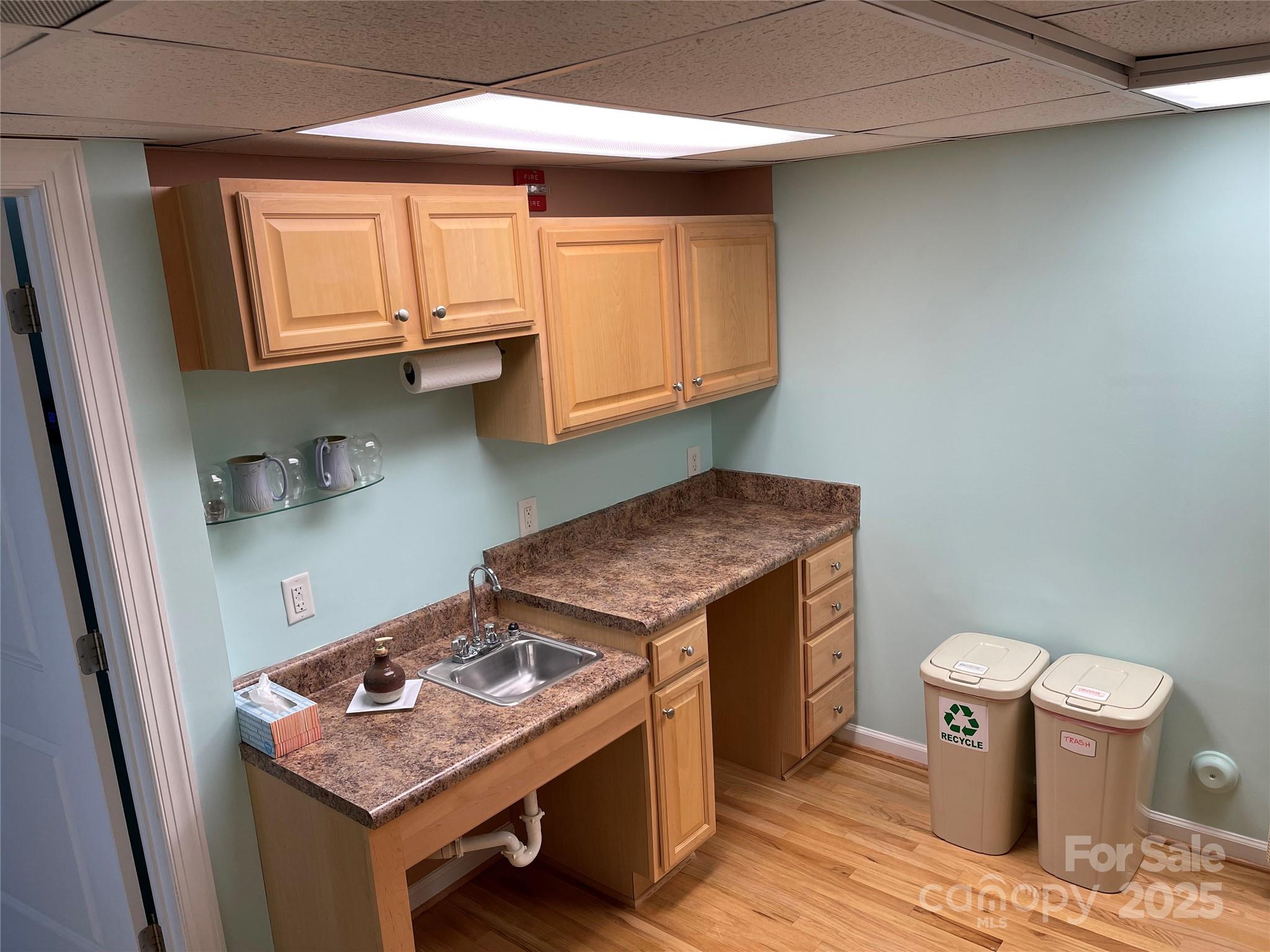 119 S Lee Street Property Photo 12