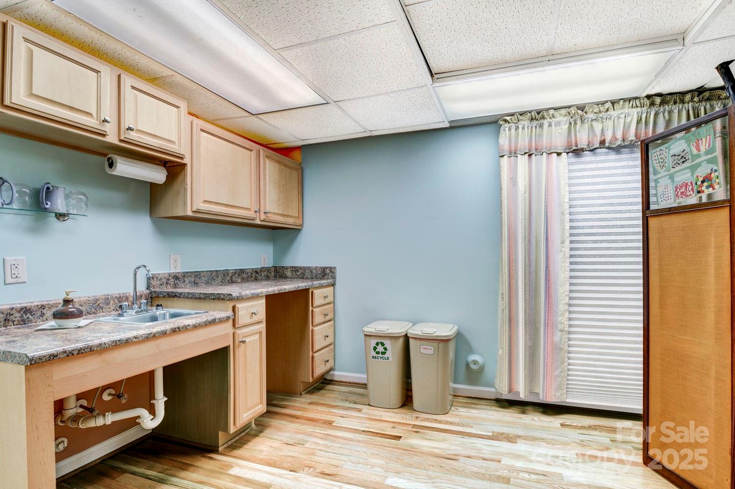 119 S Lee Street Property Photo 13