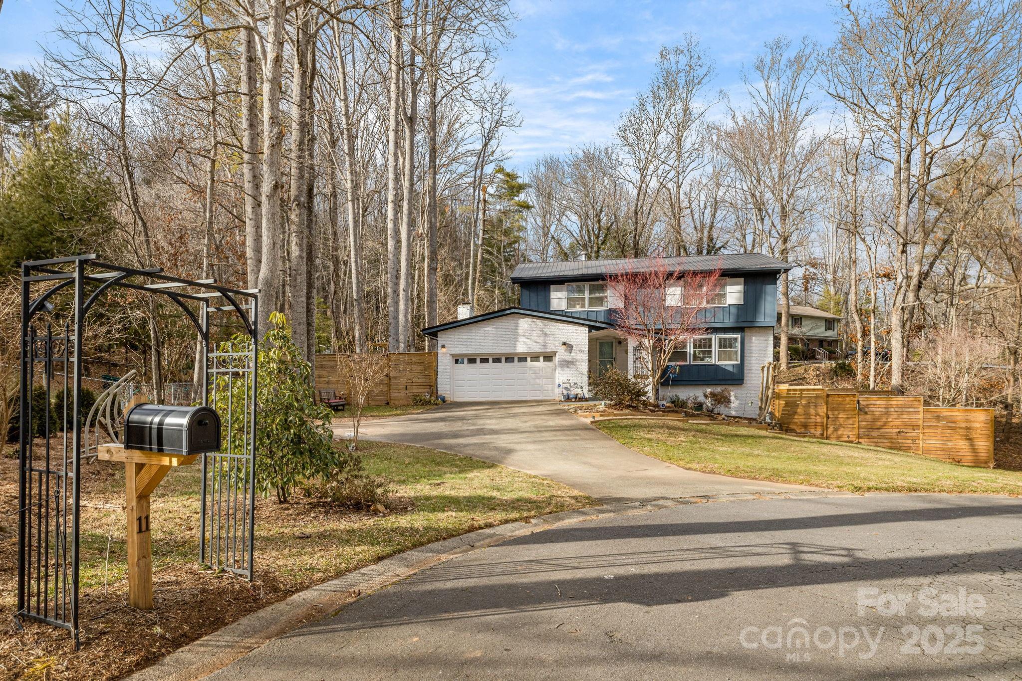 11 Crestbrook Drive Property Photo