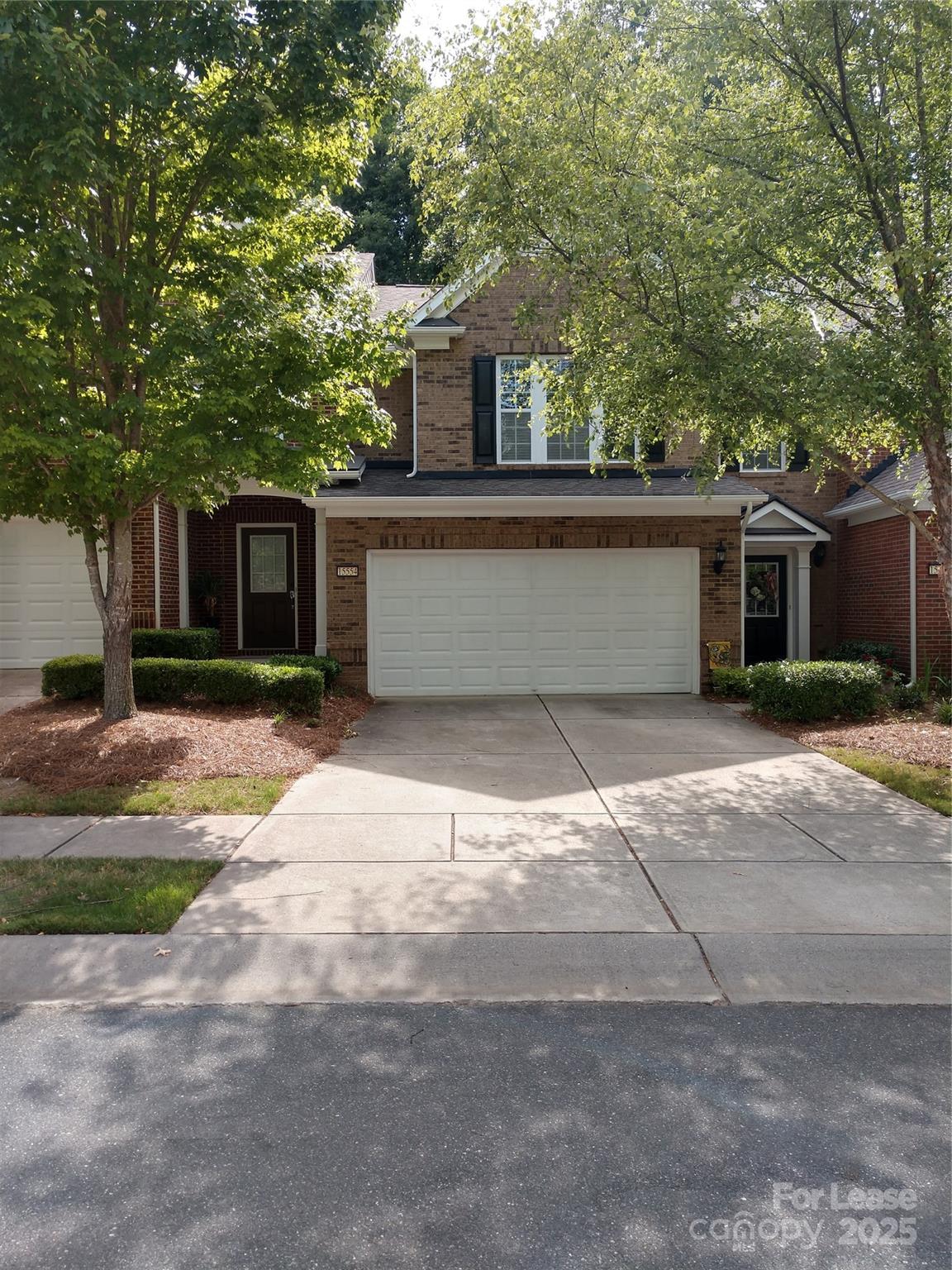 15554 Canmore Street Property Photo