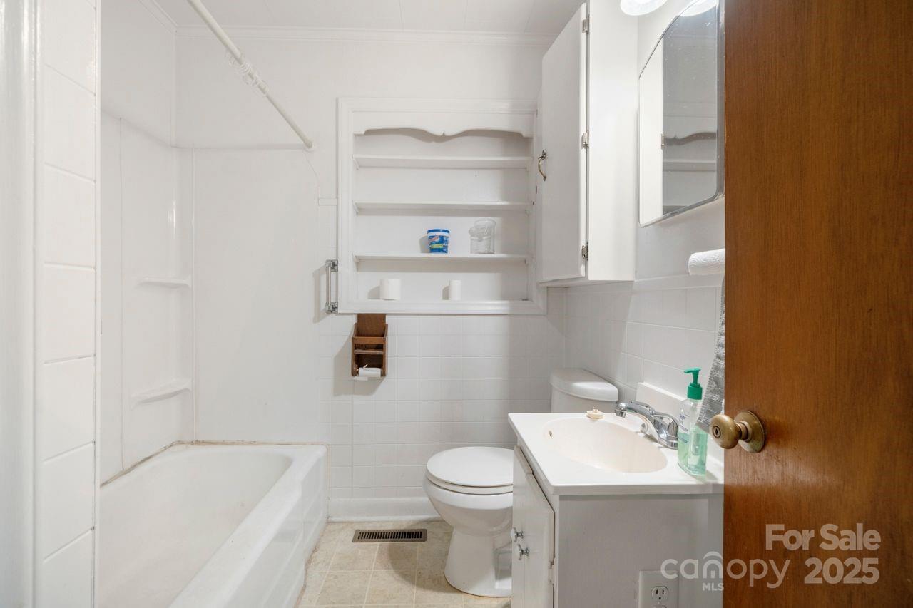 3833 Maiden Highway Property Photo 27