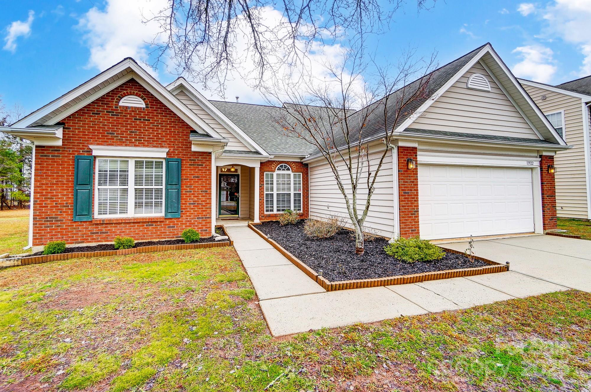 13922 Pilcher Drive Property Photo