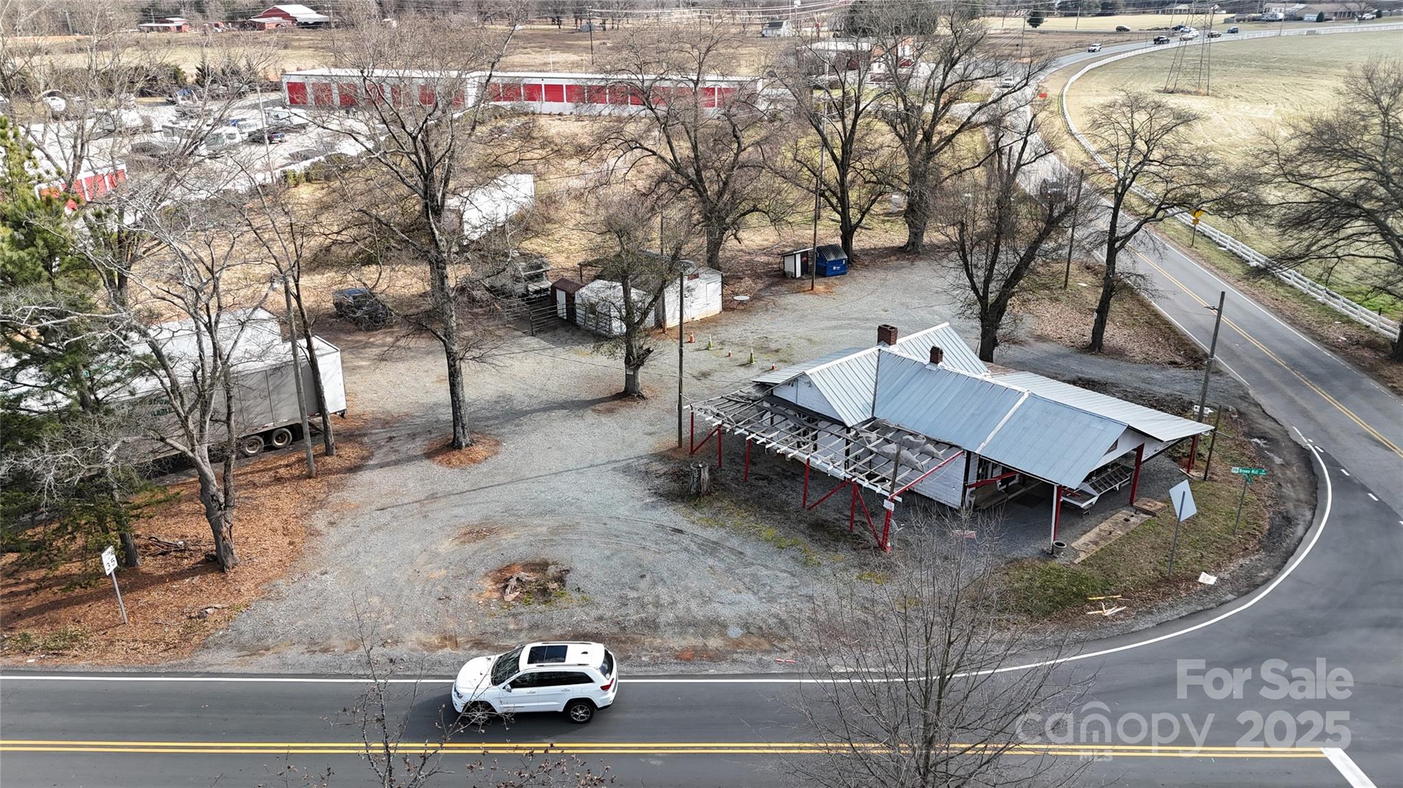 14909 Beatties Ford Road Property Photo 7