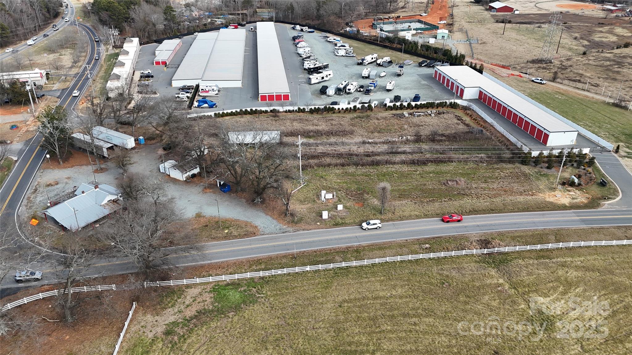 14909 Beatties Ford Road Property Photo 10