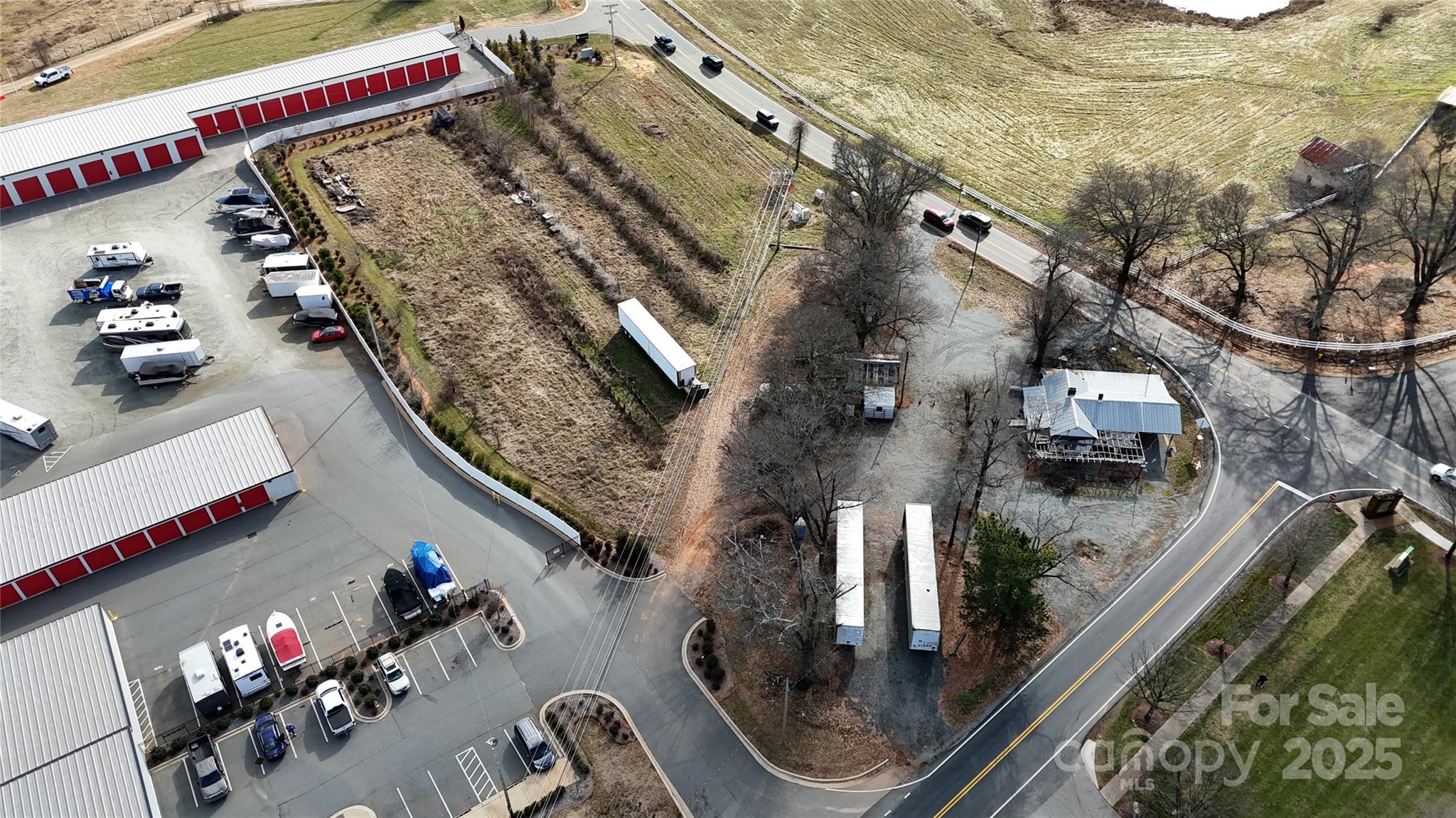 14909 Beatties Ford Road Property Photo 12