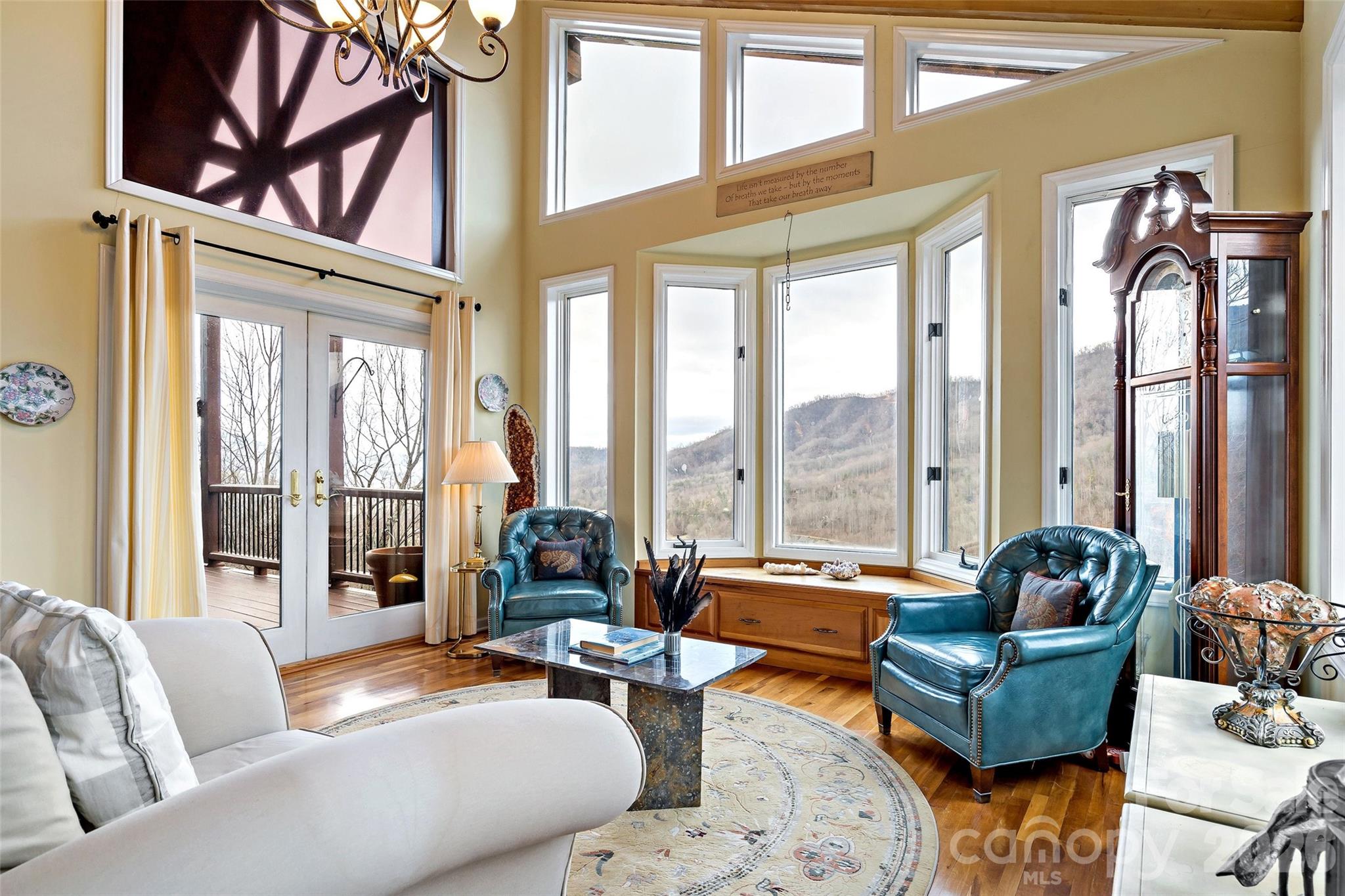 60 E Valley View Drive Property Photo 23