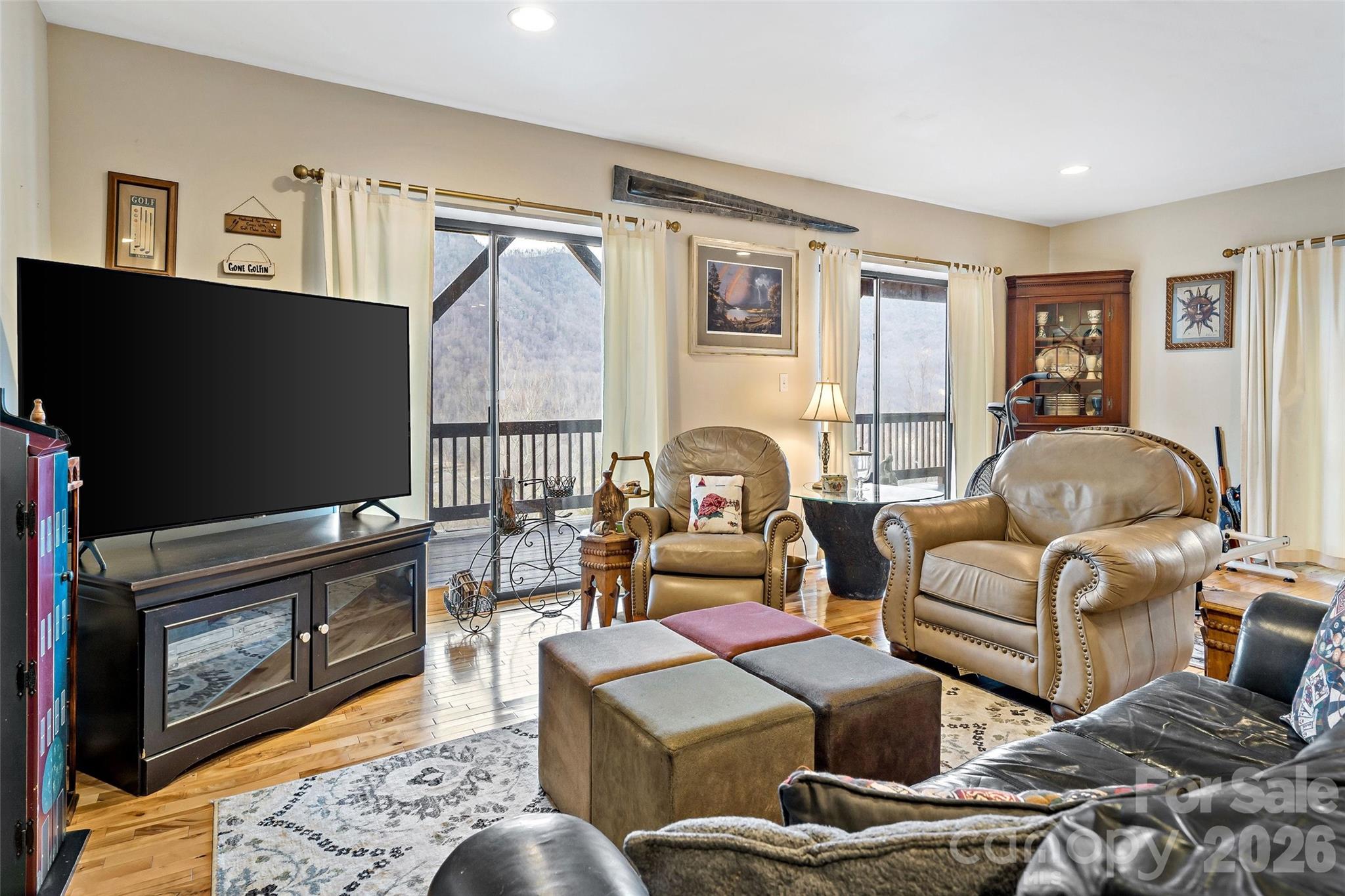 60 E Valley View Drive Property Photo 45