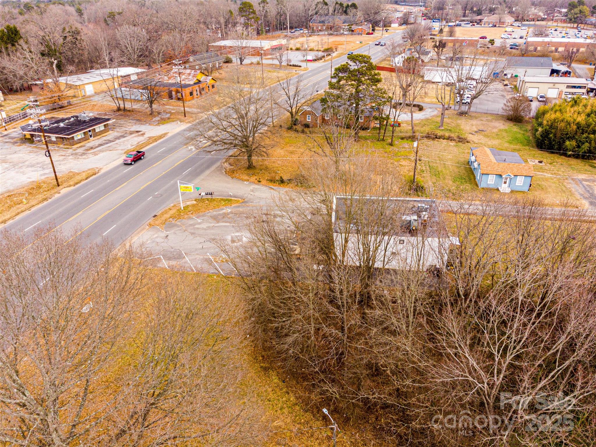2902 & 2906 Springs Road Property Photo 42