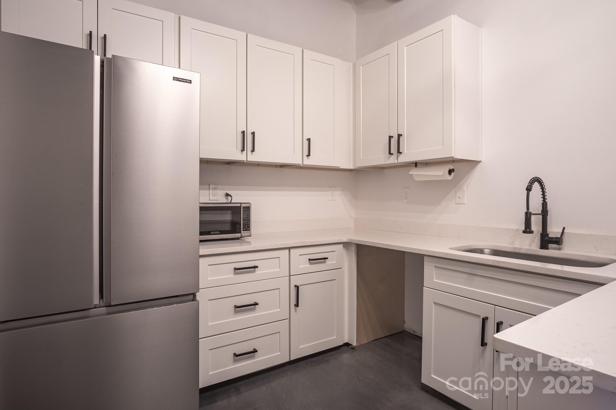 205 S Academy Street Property Photo 16