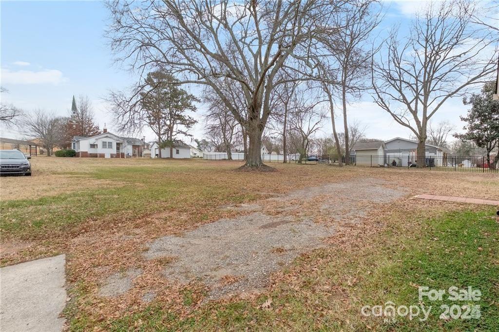 205 Wagner Street Property Photo 8